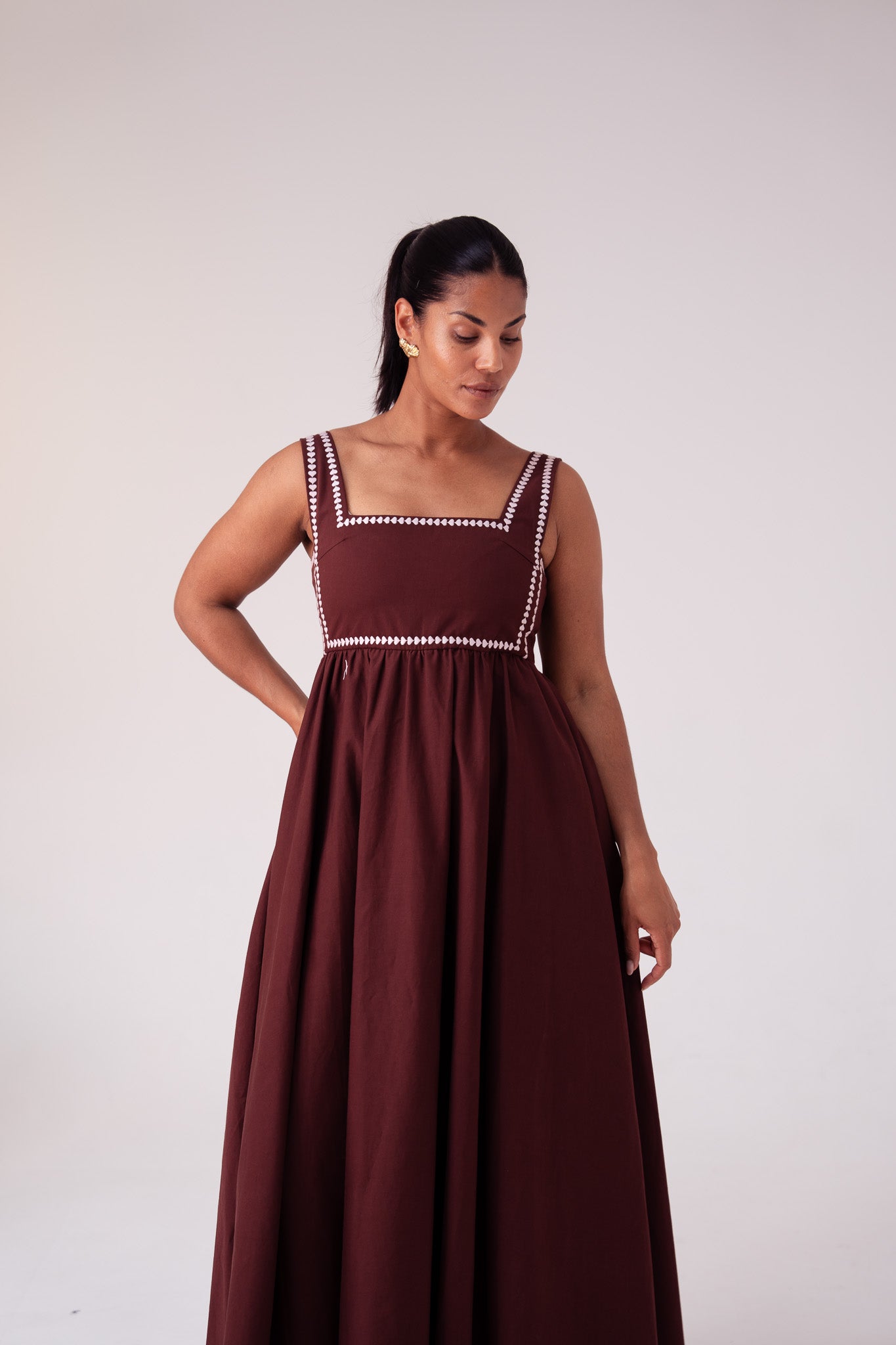 Love Laura Heart Embroidered Dress In Chocolate