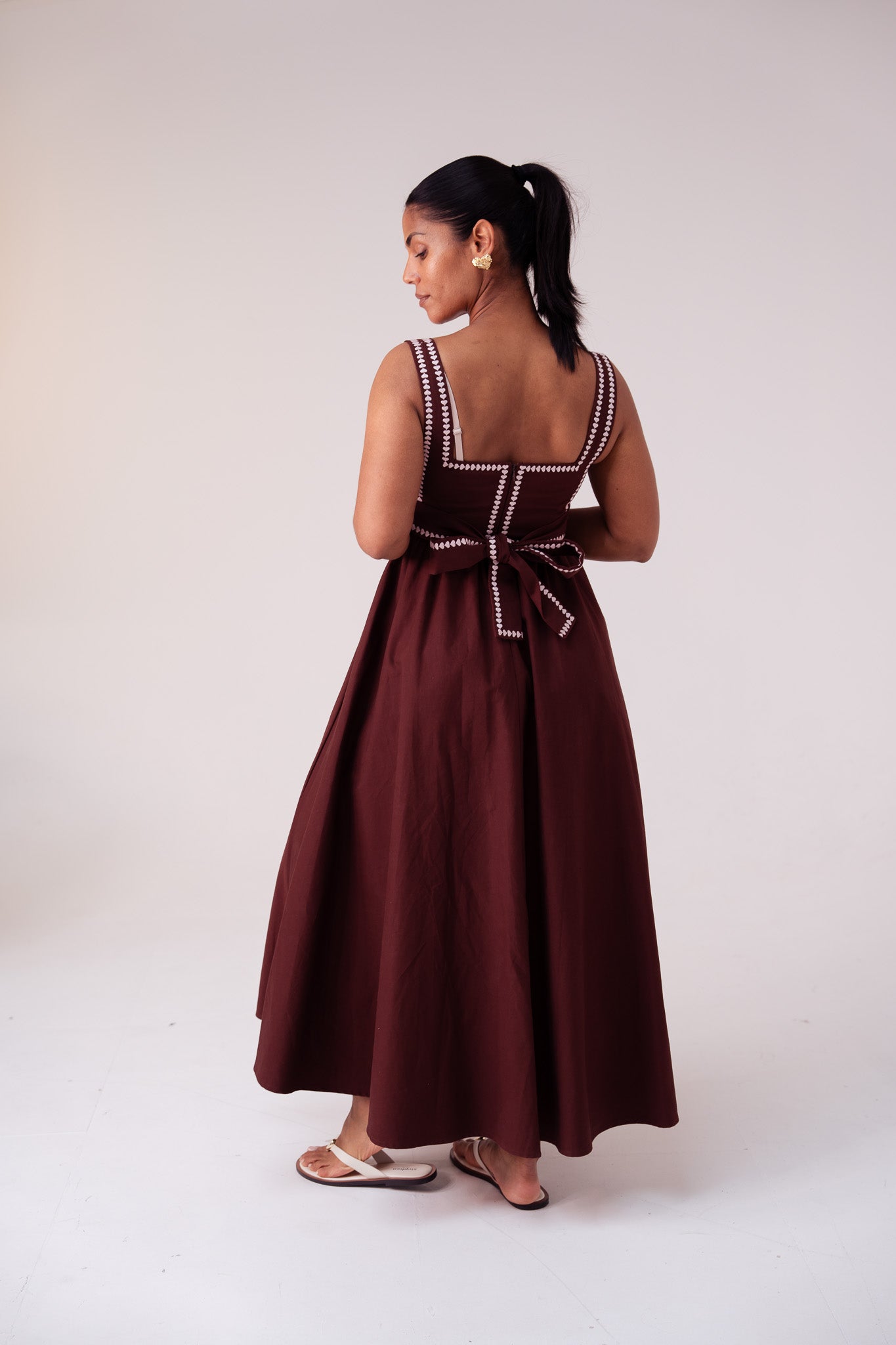 Love Laura Heart Embroidered Dress In Chocolate