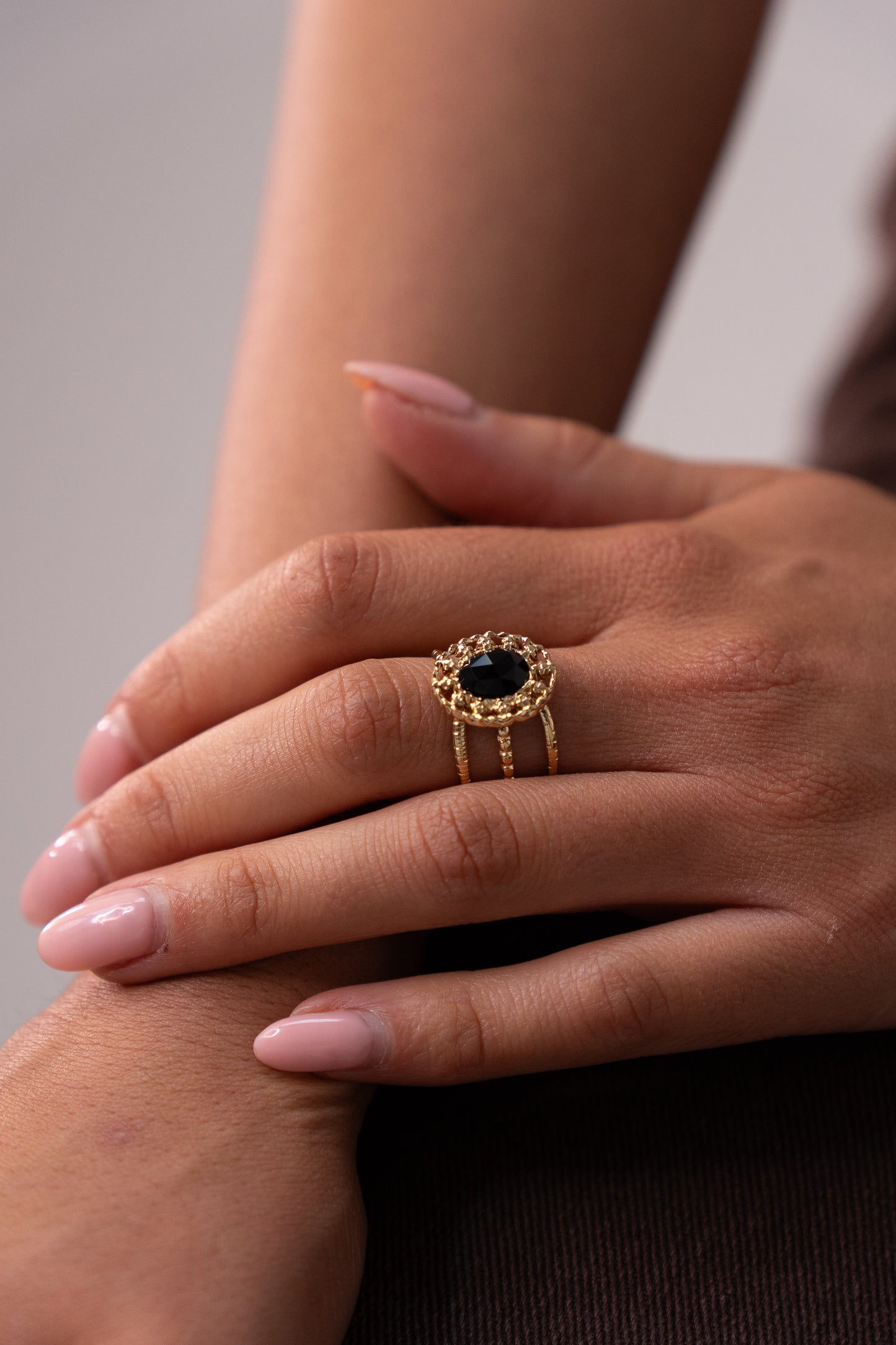 Polly Oval Black Stone Ring In Gold