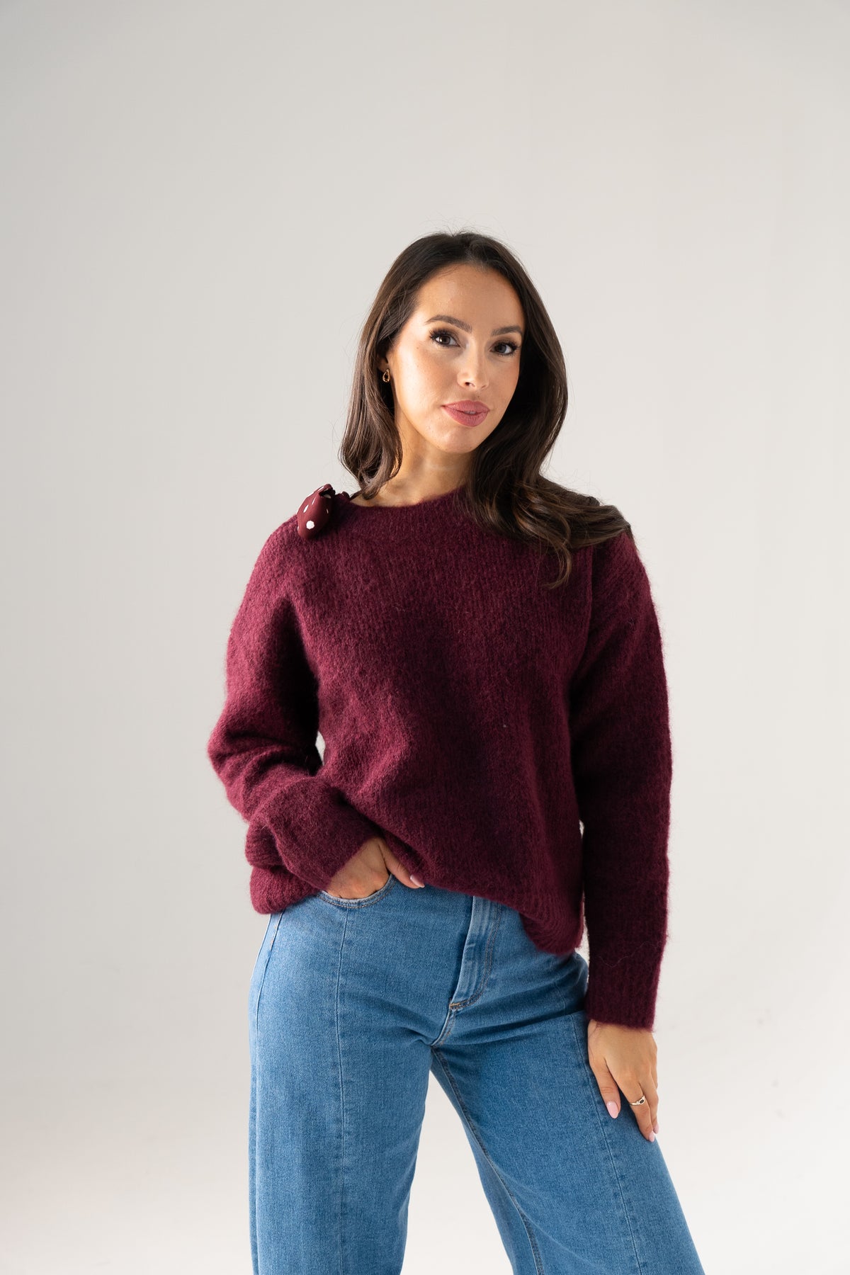 Kendra Bow Shoulder Jumper In Burgundy