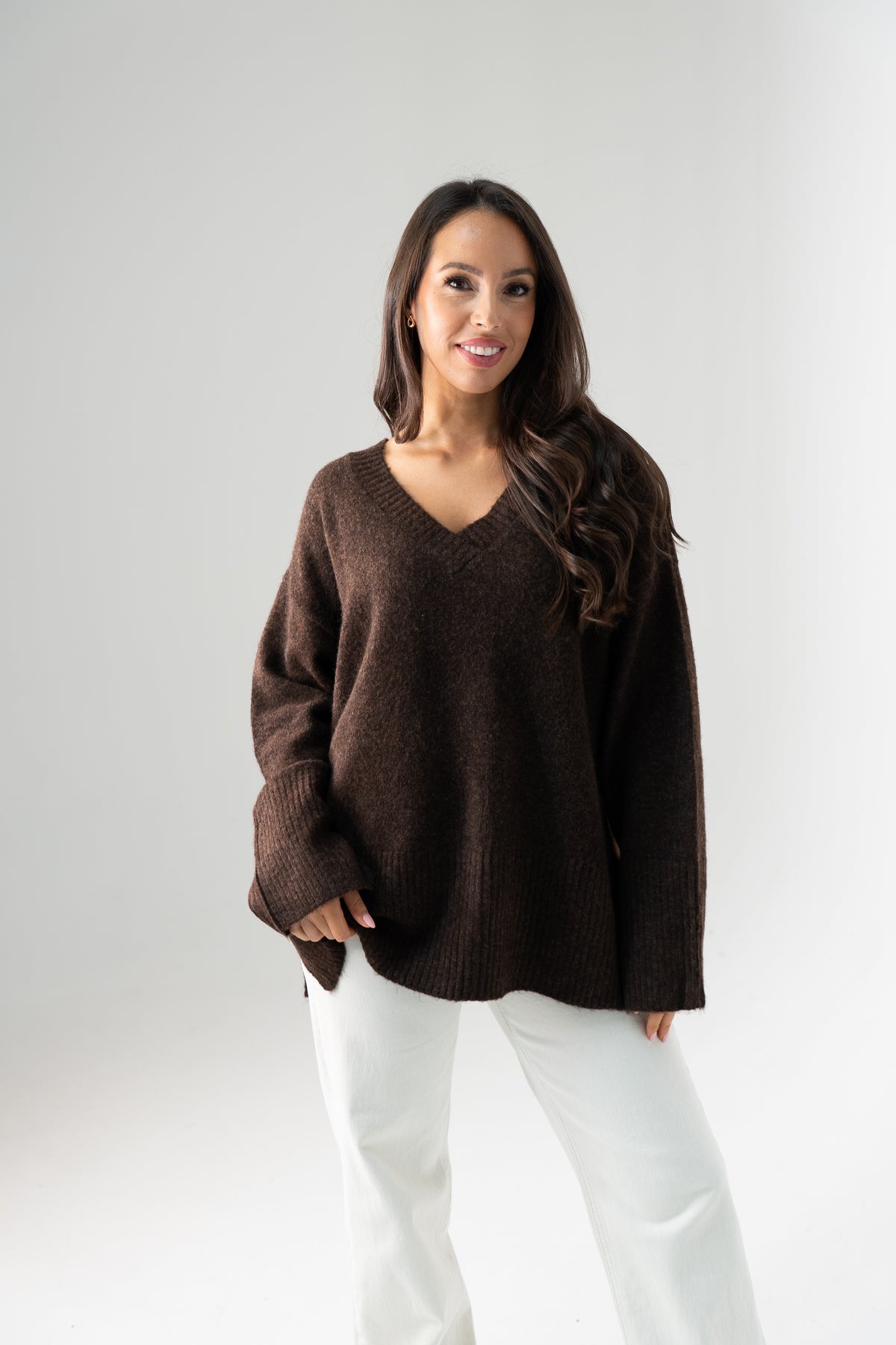 Ella V-Neck Jumper In Chocolate