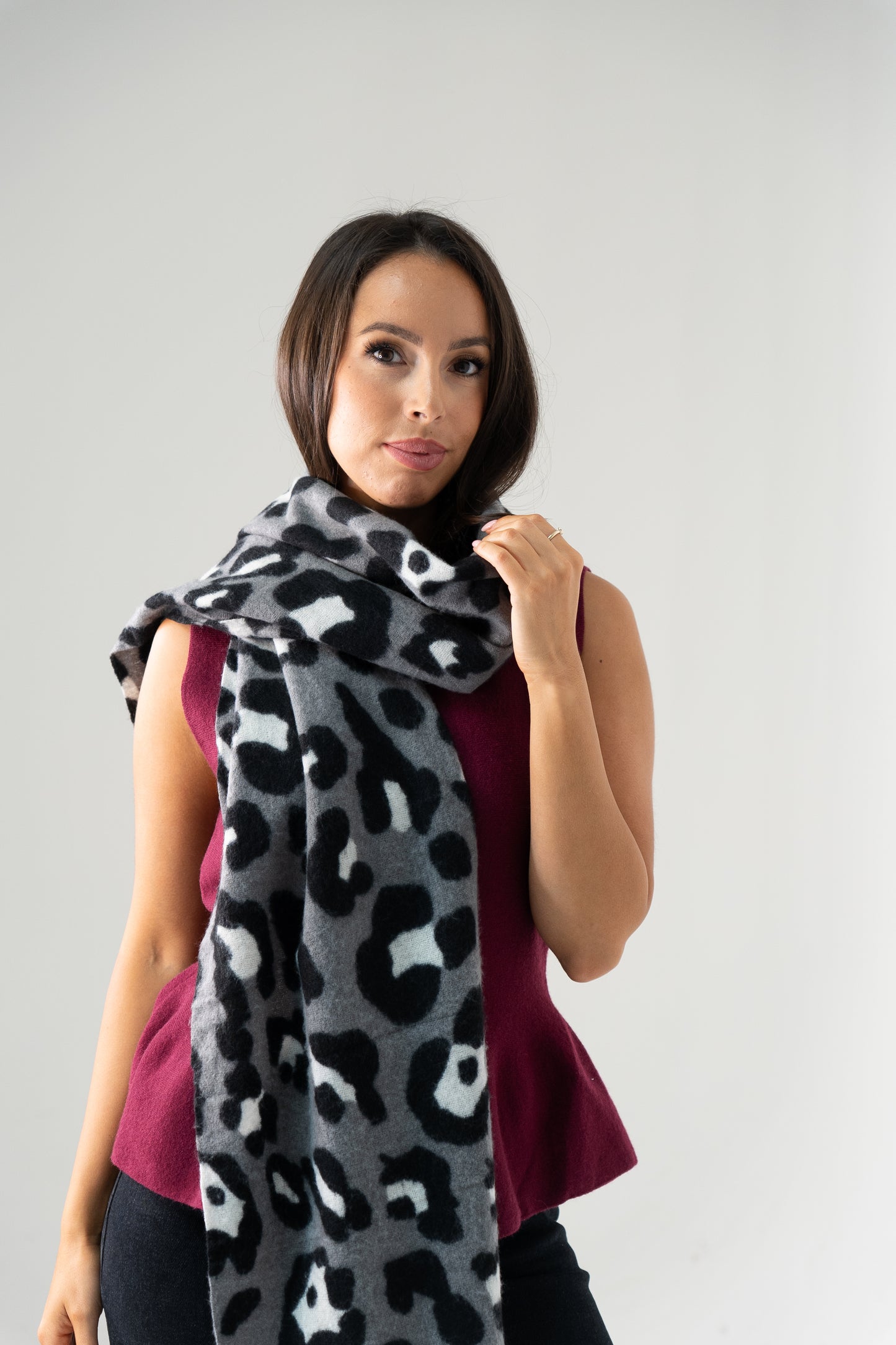 Megan Leopard Print Scarf In Grey