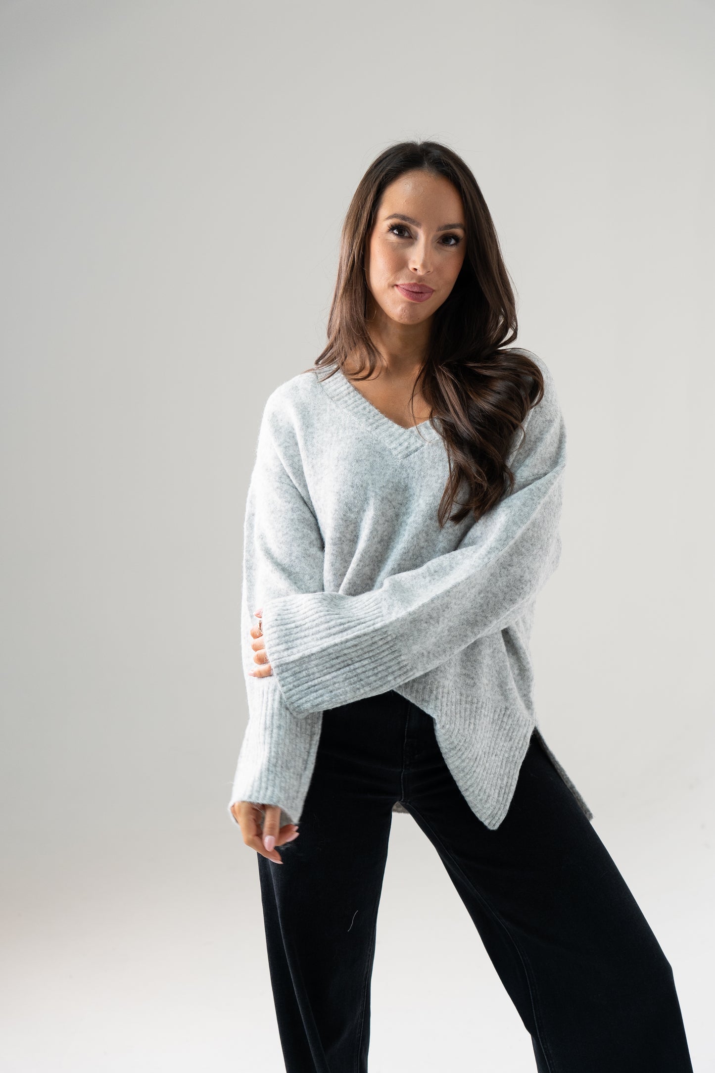 Ella V-Neck Jumper In Light Grey