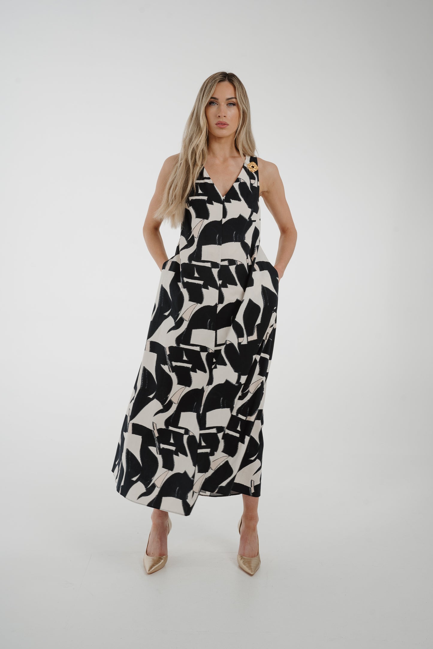 Kayla Abstract Print Dress In Monochrome