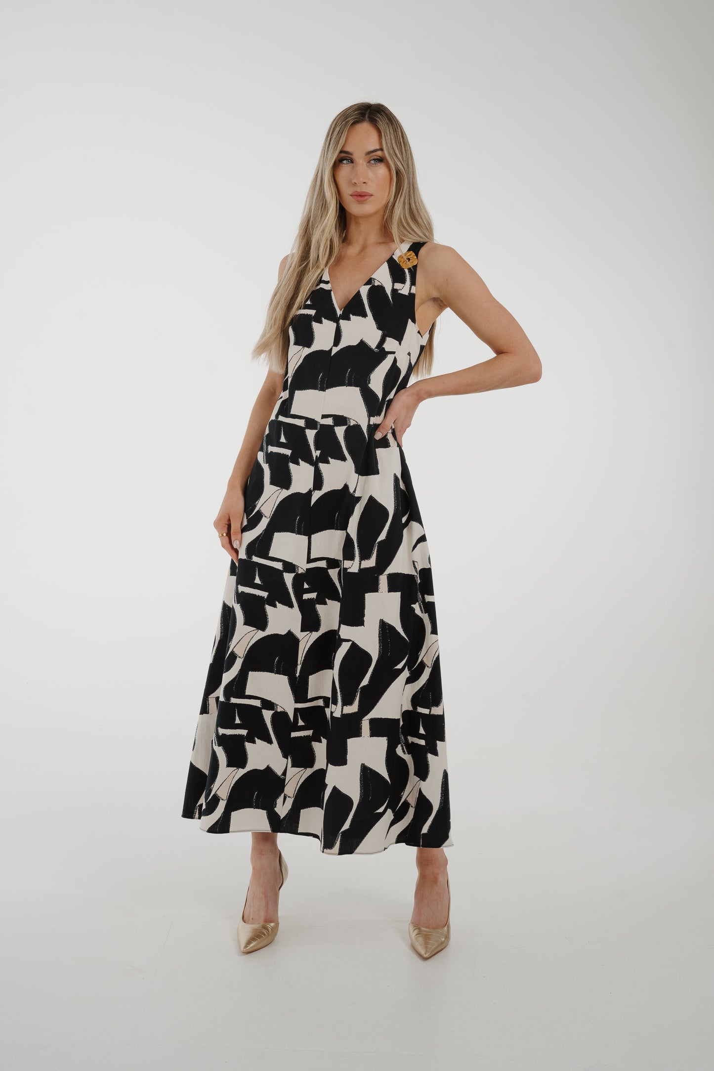 Kayla Abstract Print Dress In Monochrome