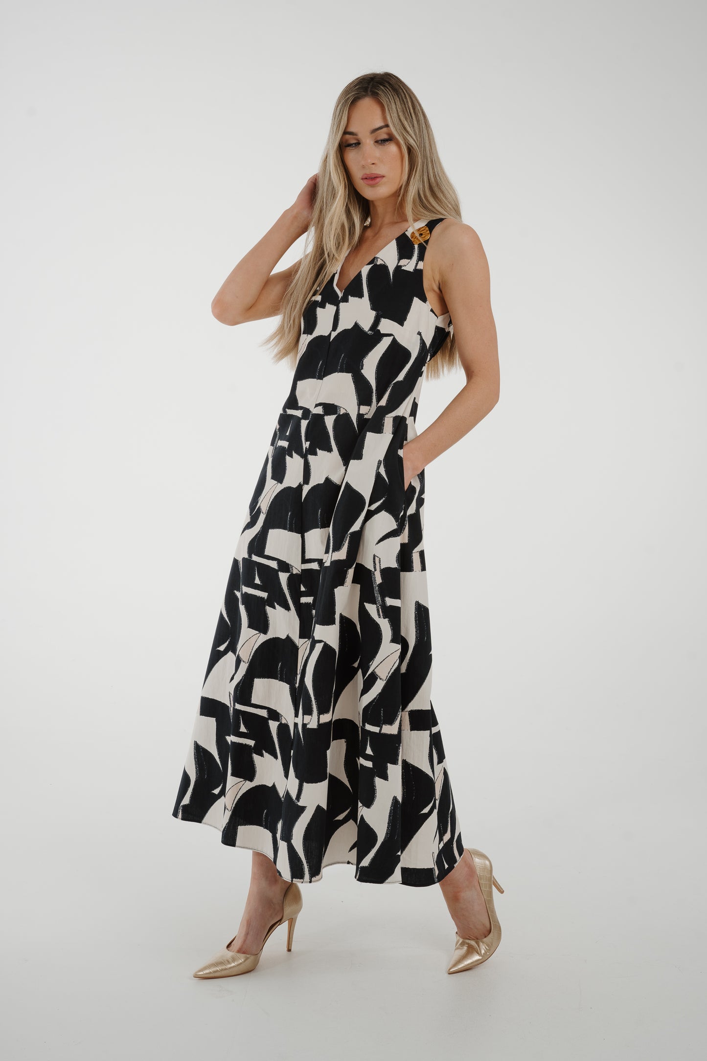 Kayla Abstract Print Dress In Monochrome