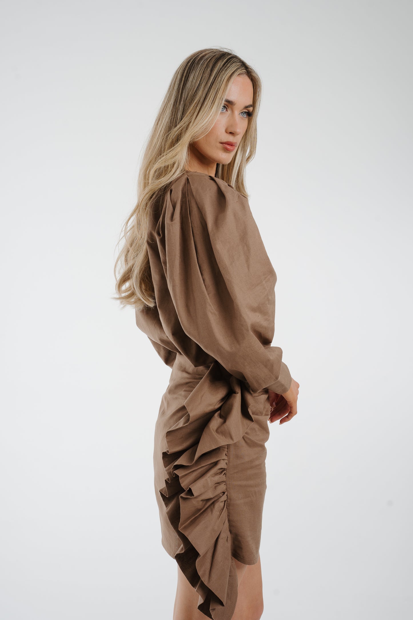 Jasmine Puff Sleeve Linen Blouse In Mocha
