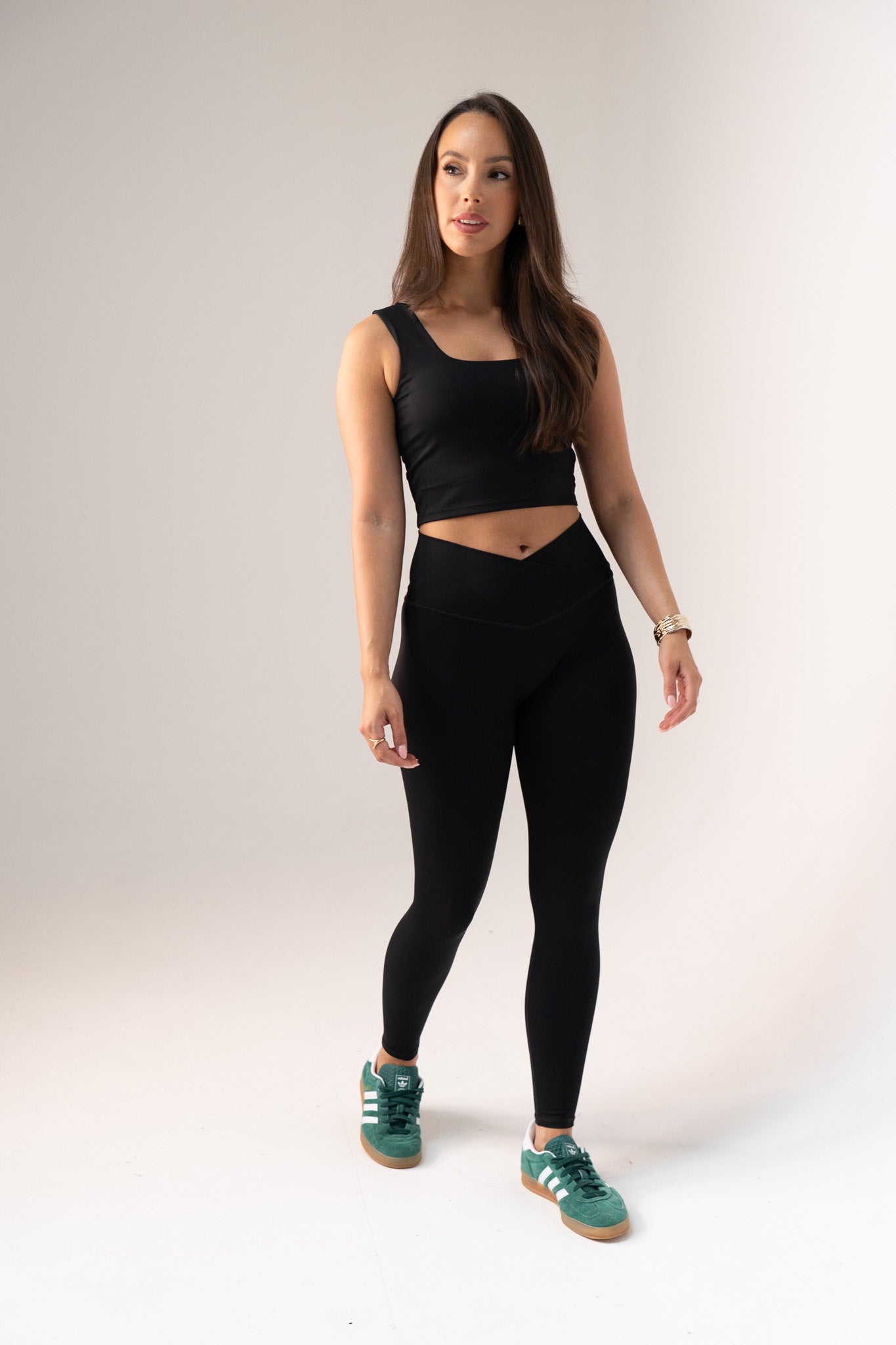 Love Laura Leisure Top In Black