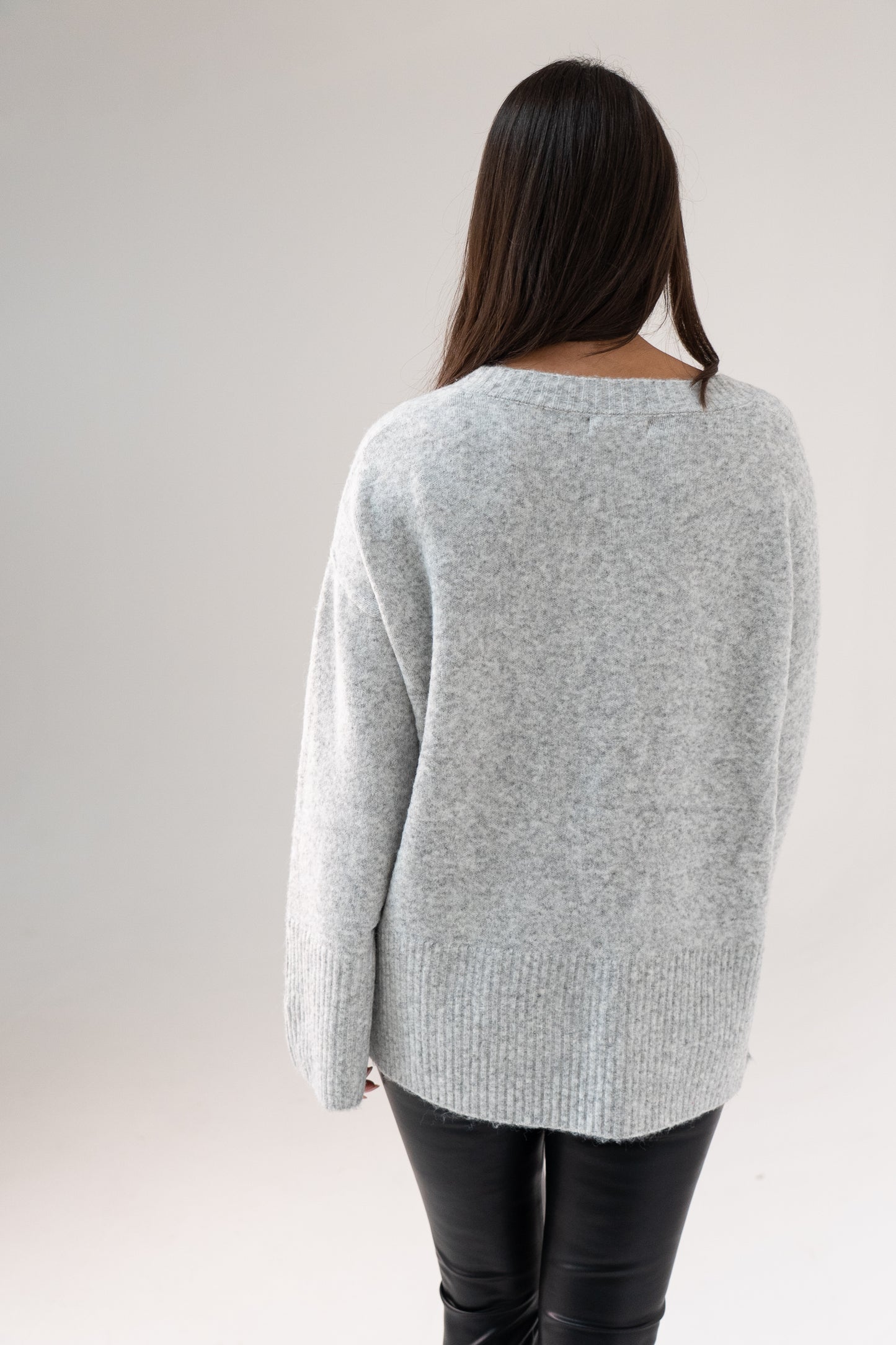 Ella V-Neck Jumper In Grey
