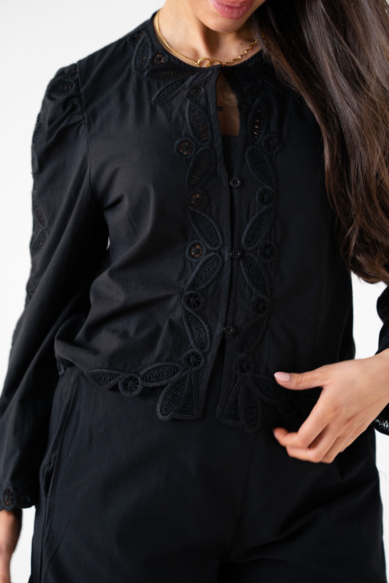 Elsa Embroidered Trim Shirt In Black