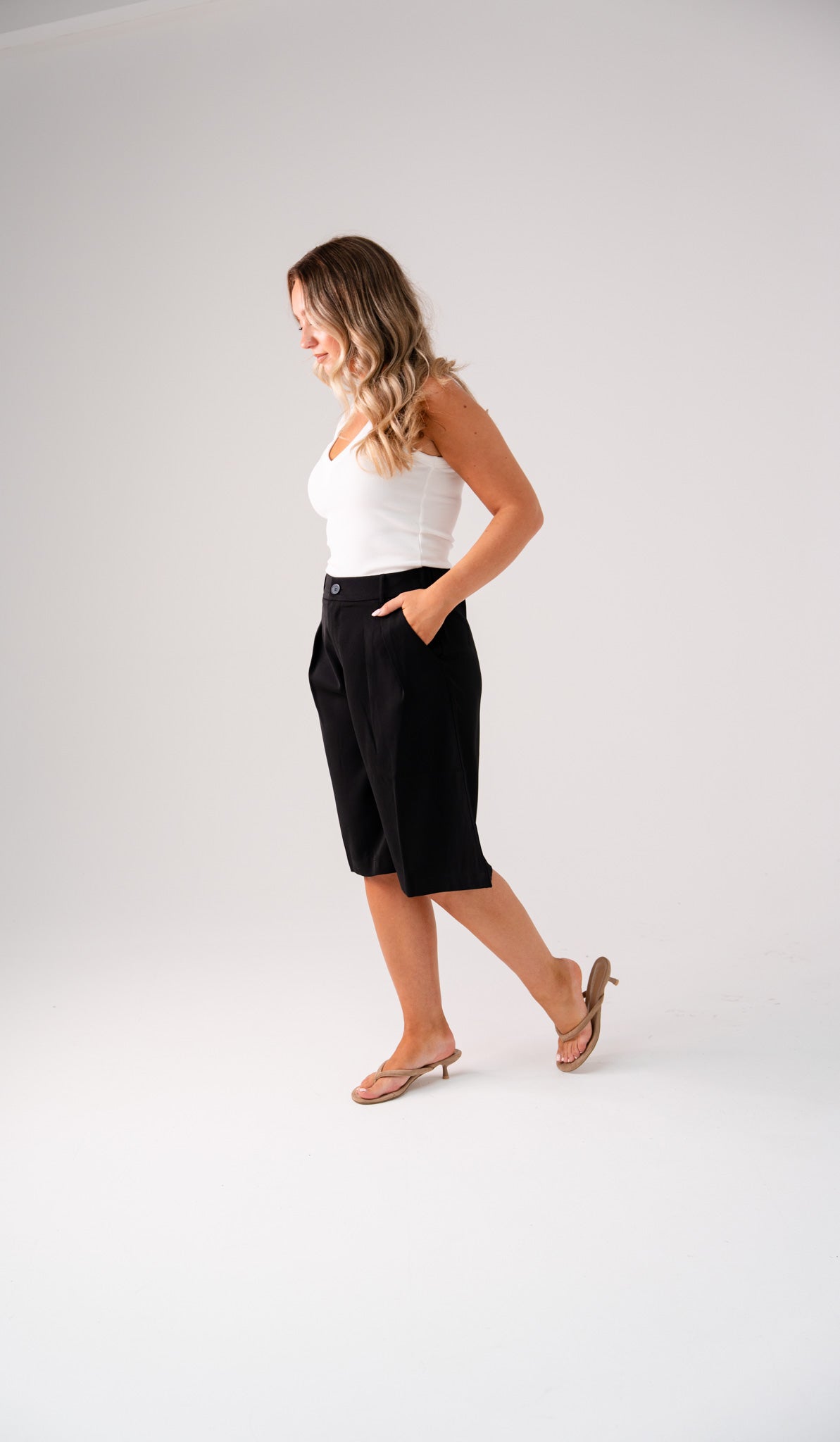 Elsa Bermuda Shorts In Black