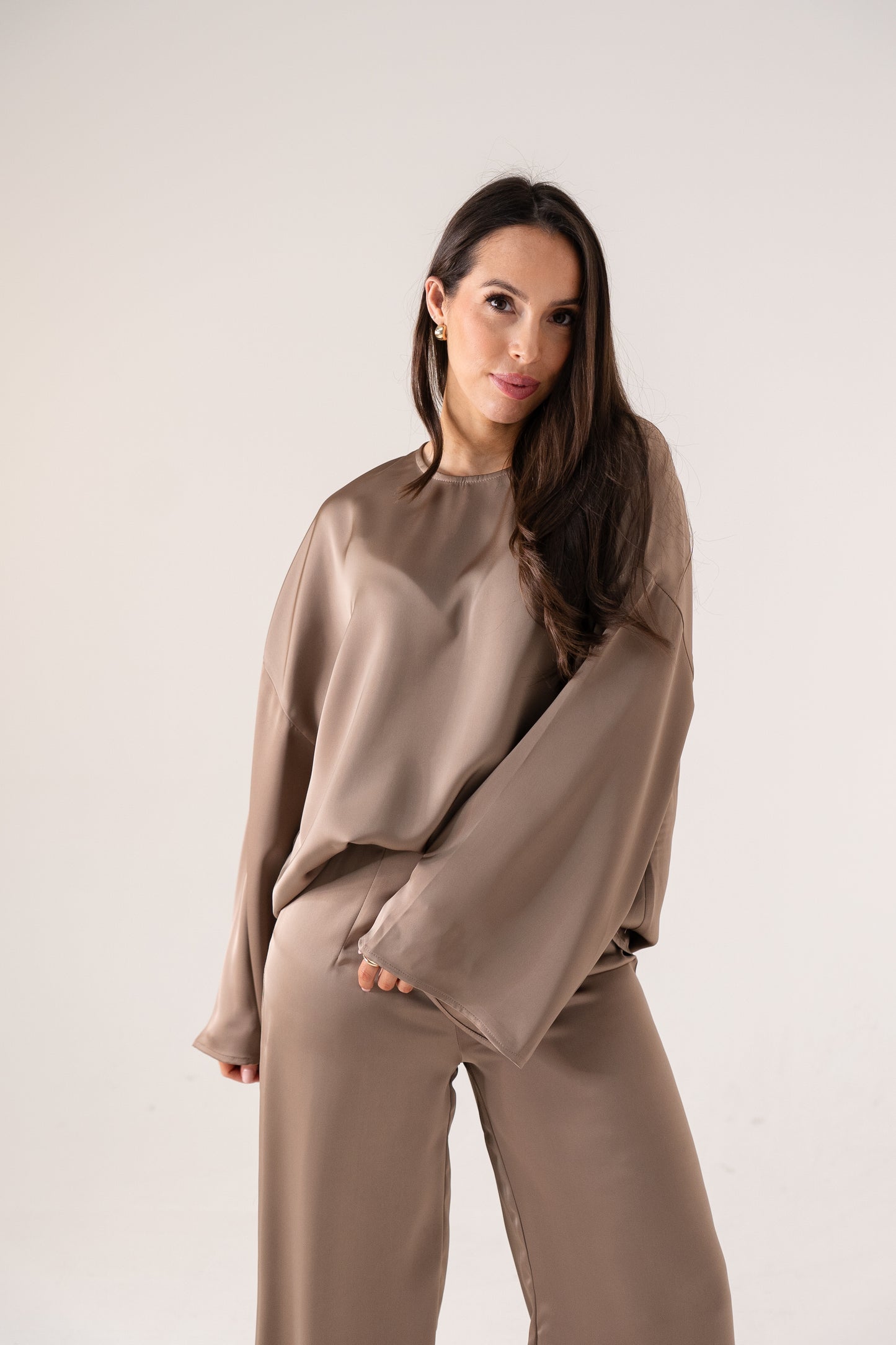 Elsa Satin Mix Top In Taupe