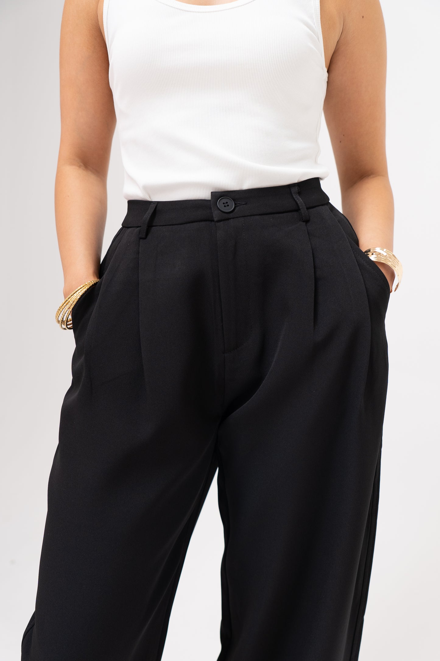 Freya Barrell Trousers In Black