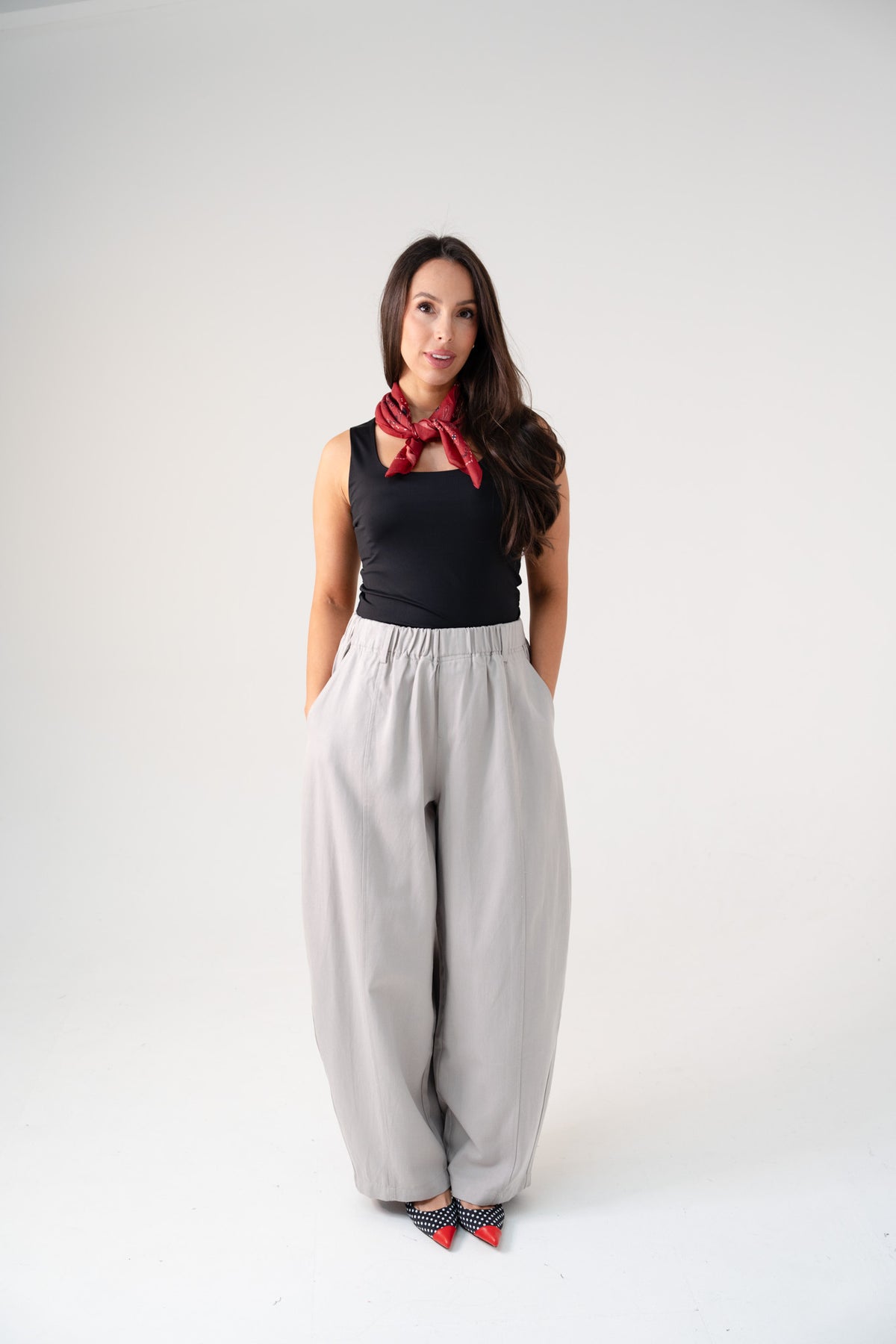 Holly Barrell Trousers In Grey
