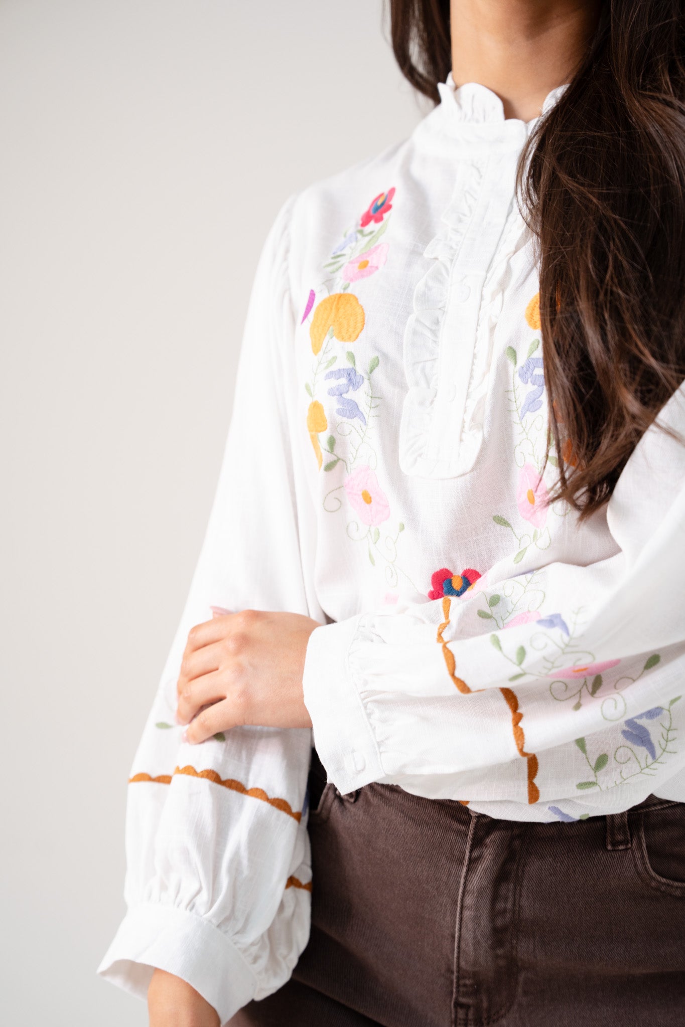 Holly Embroidered Floral Blouse In White