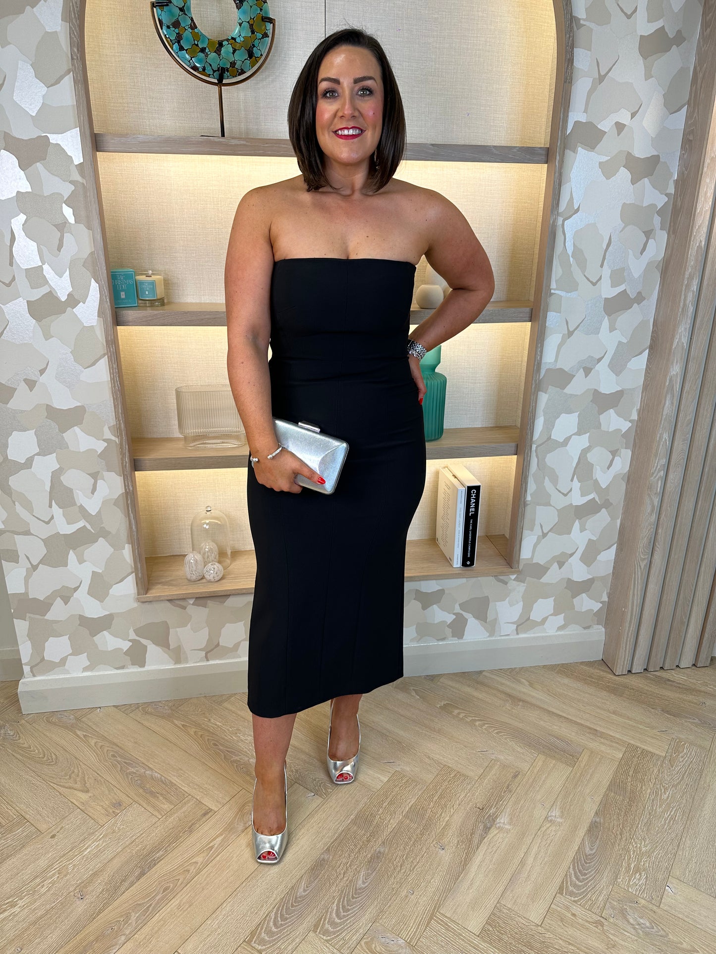 Pia Strapless Midi Dress In Black