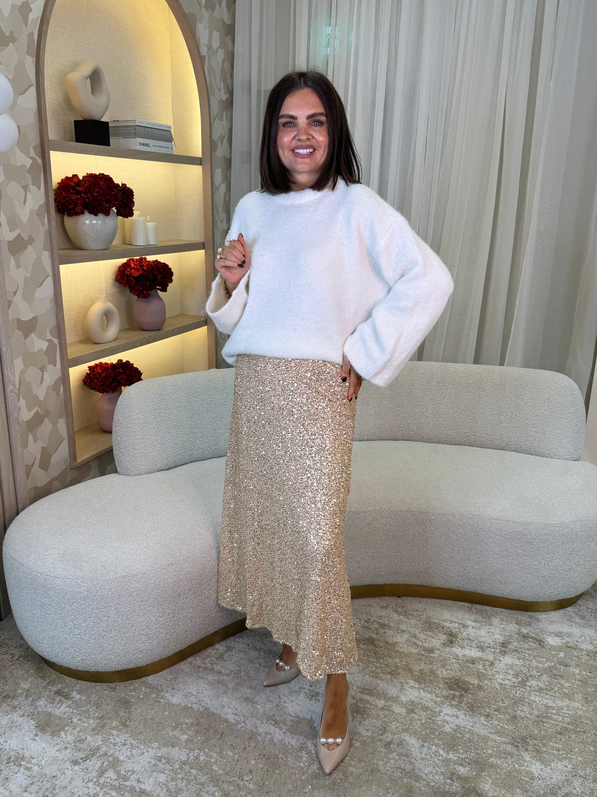 Kendra Sequin Midi Skirt In Gold