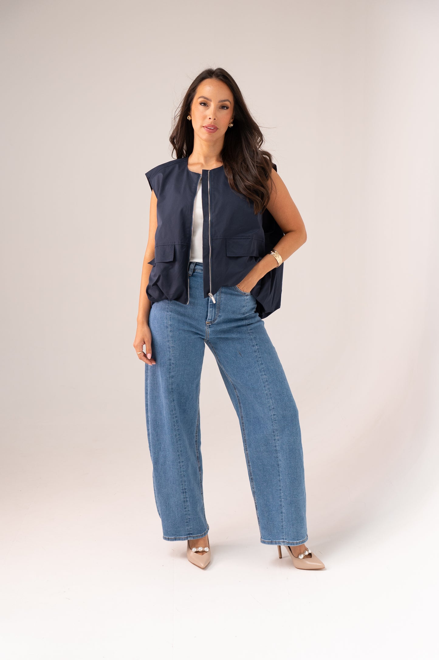 Jane Sleeveless Zip Jacket In Navy