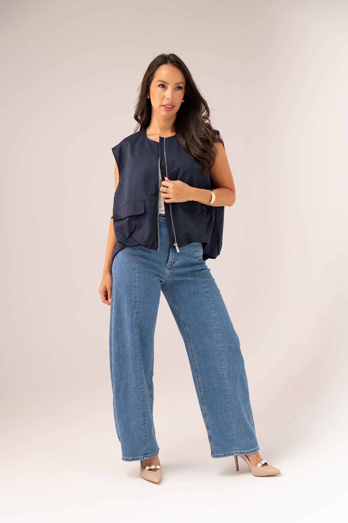 Jane Sleeveless Zip Jacket In Navy