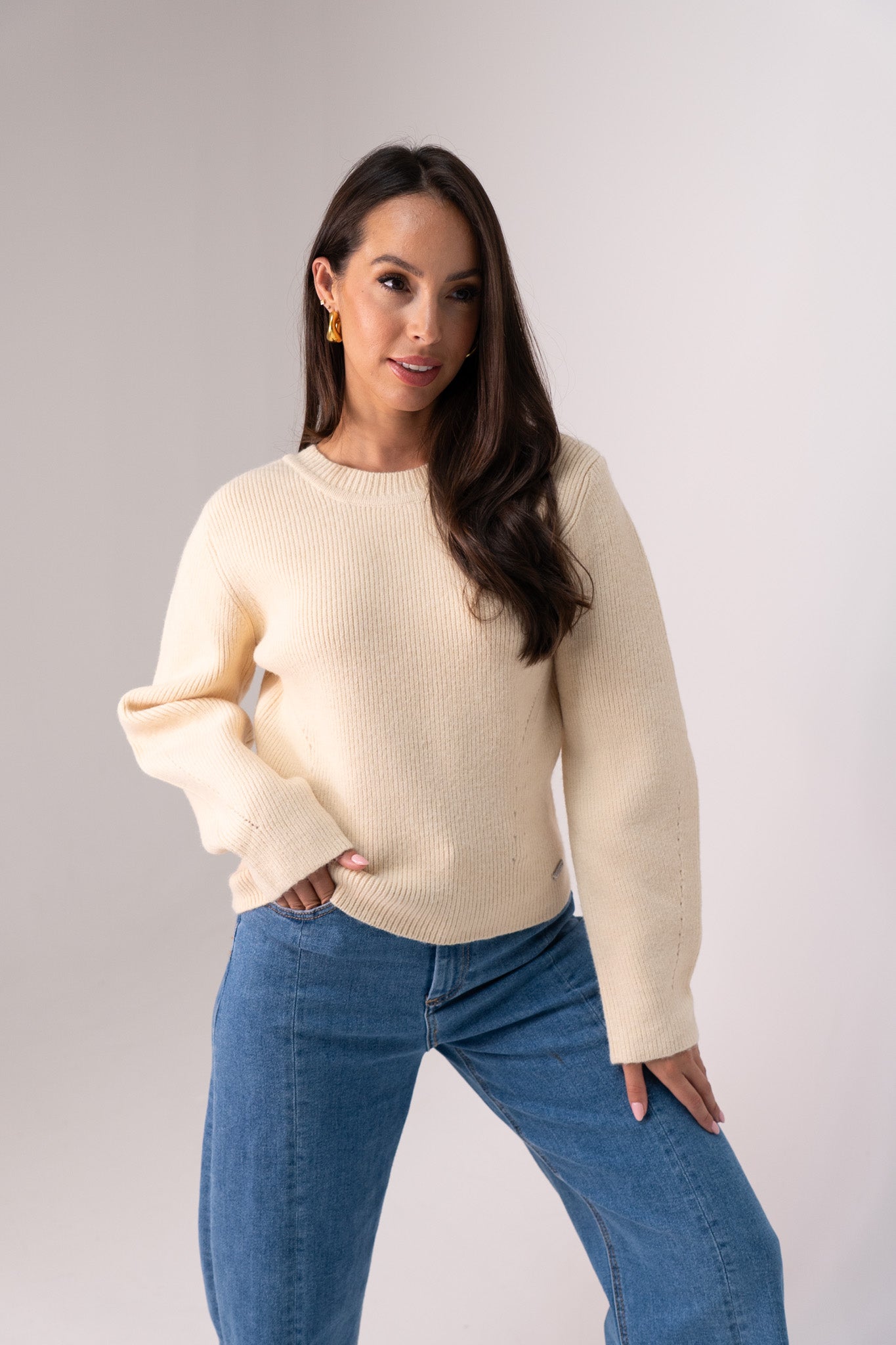 Jasmine Bow Back Jumper In Cream