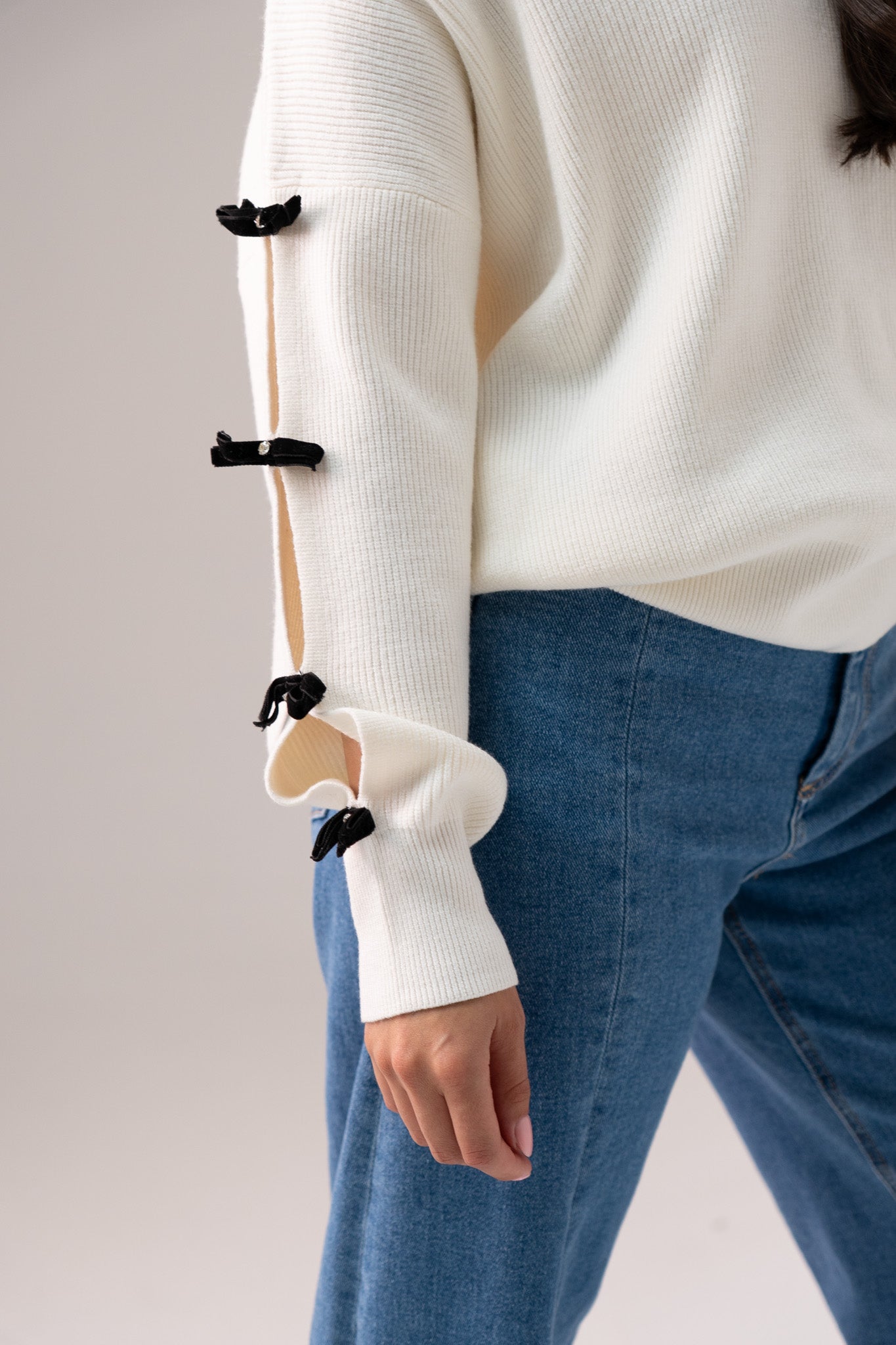 Jasmine Bow Sleeve Jumper In Ivory