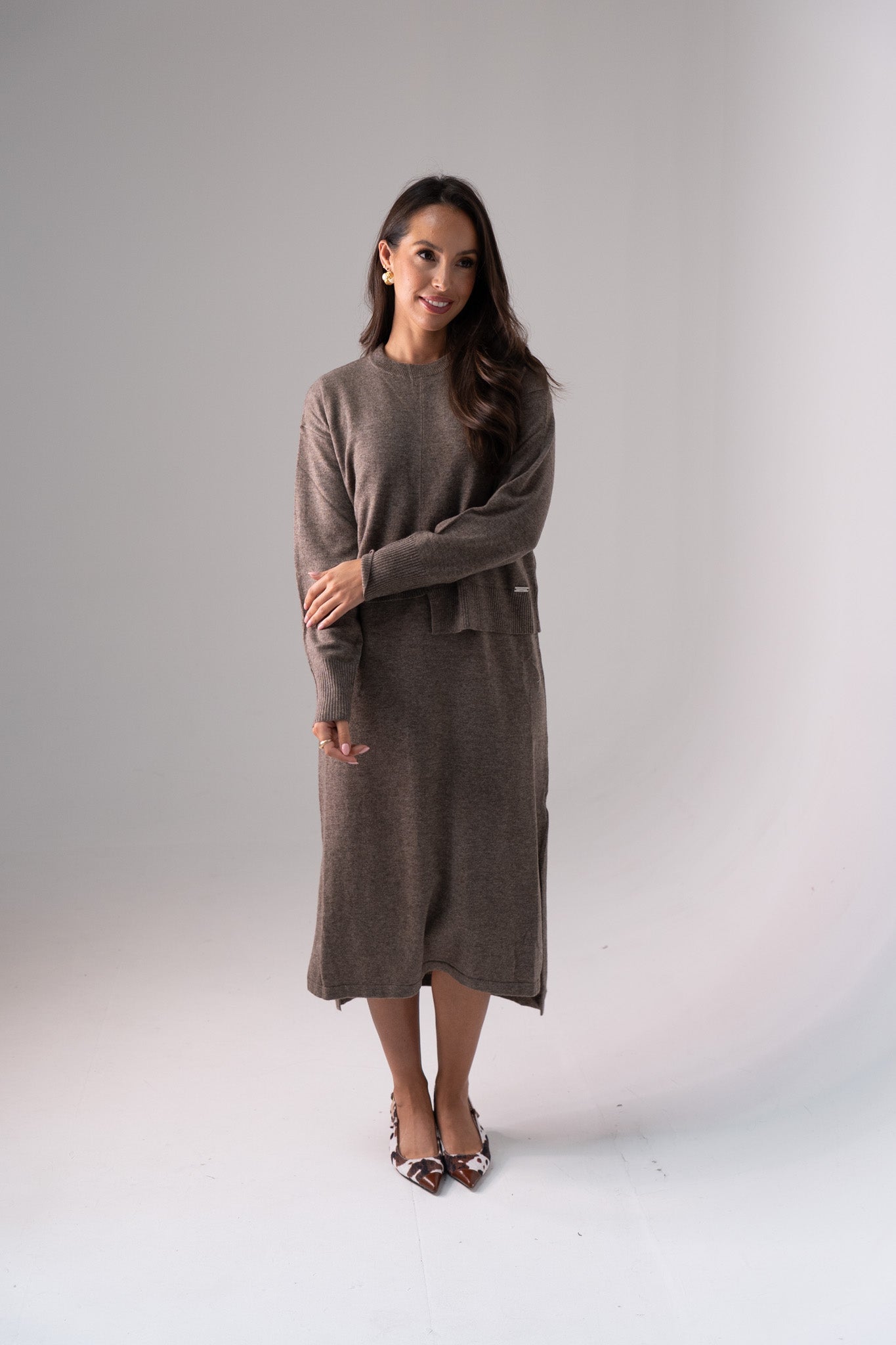 Jasmine Crop Jumper In Taupe