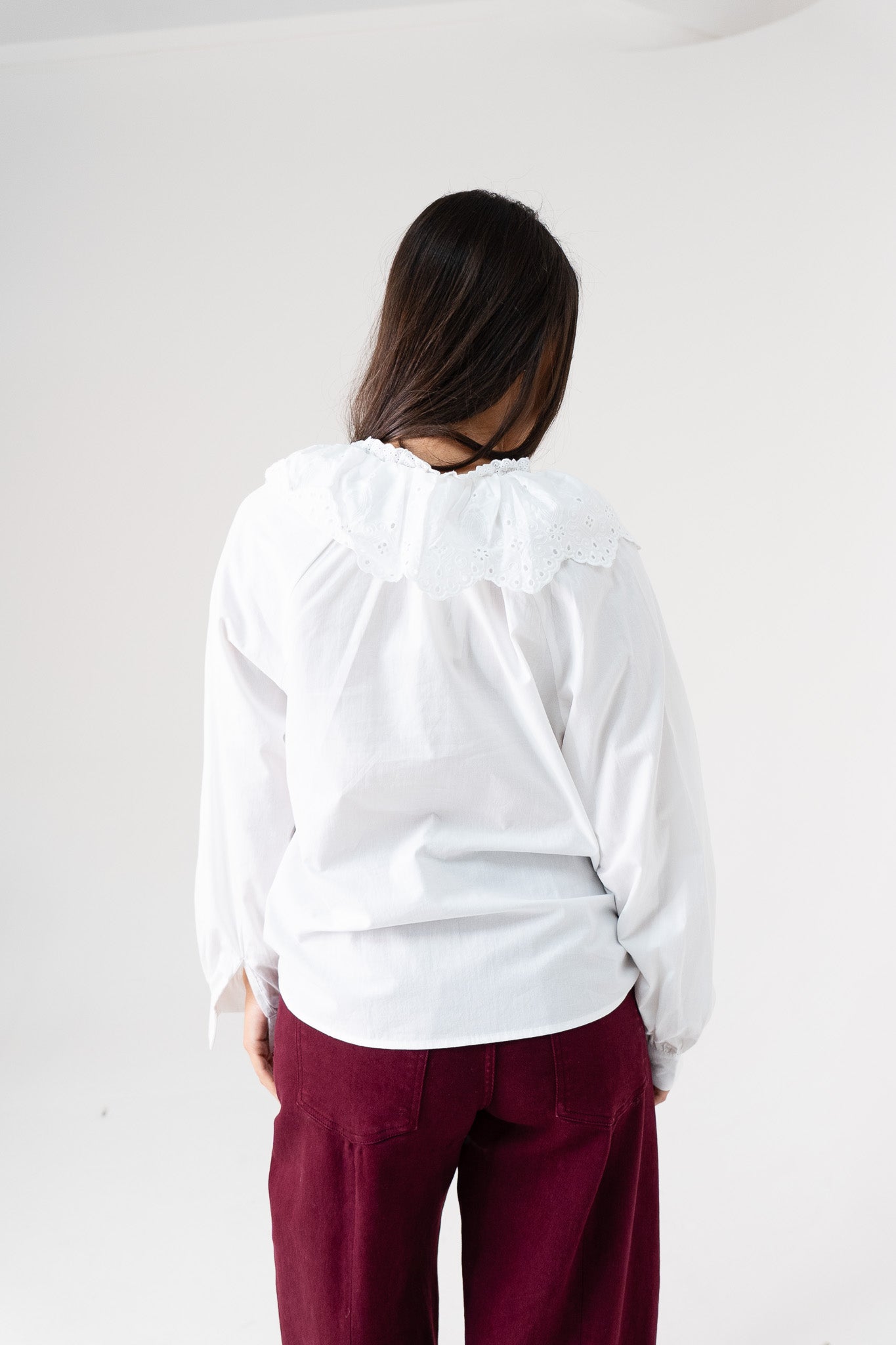 Kendra Embroidered Collar Shirt In White
