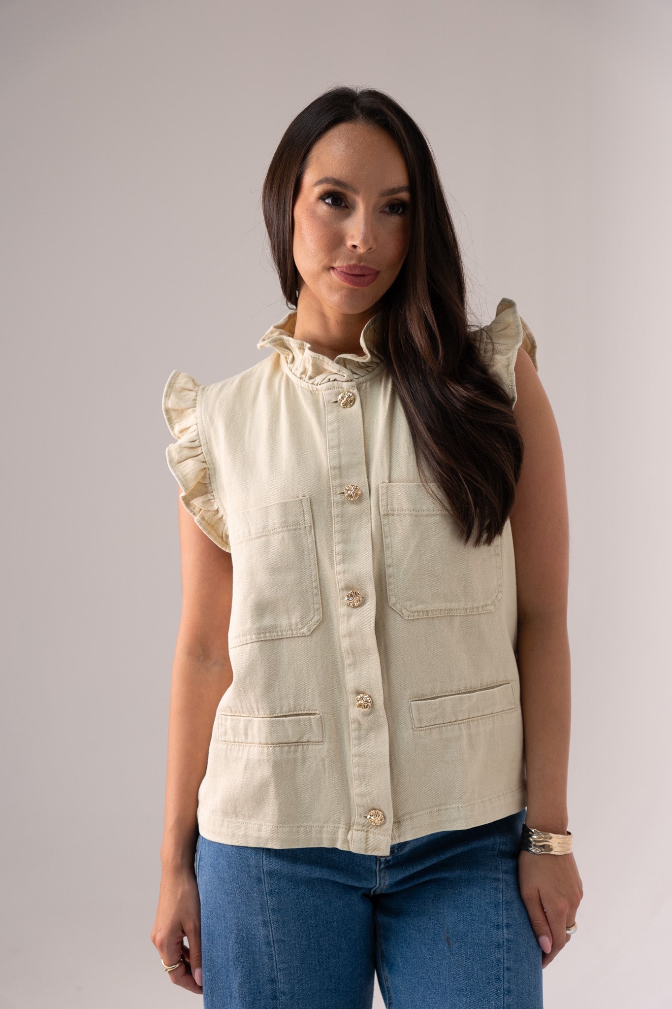 Kendra Frill Sleeve Denim Waistcoat In Beige