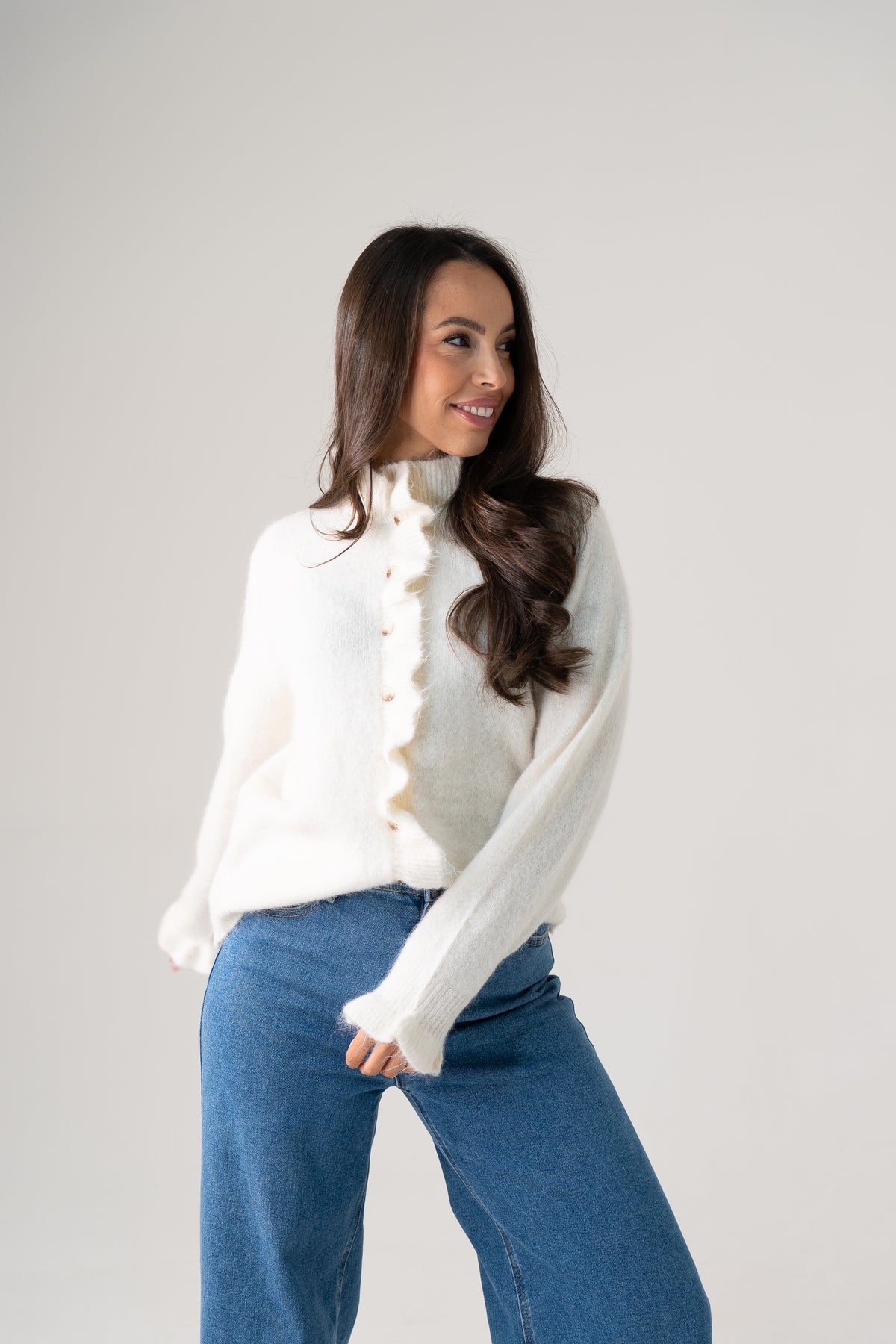 Kendra Frill Trim Cardigan In Cream