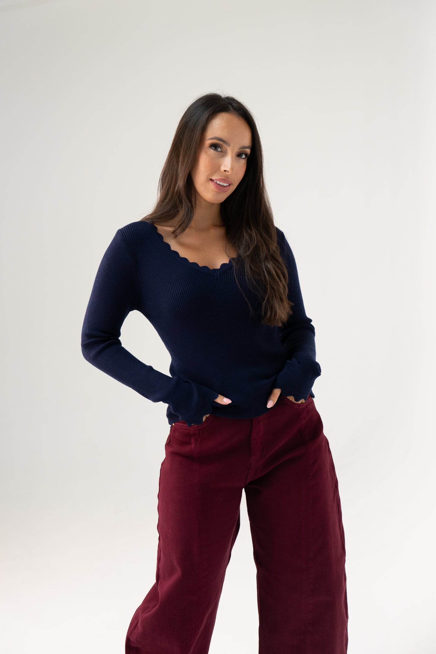 Kendra Scallop Trim Top In Navy