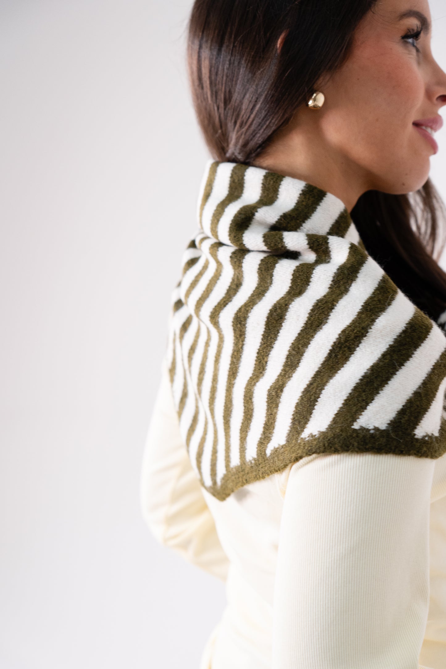Kendra Stripe Neck Scarf In Khaki & Cream