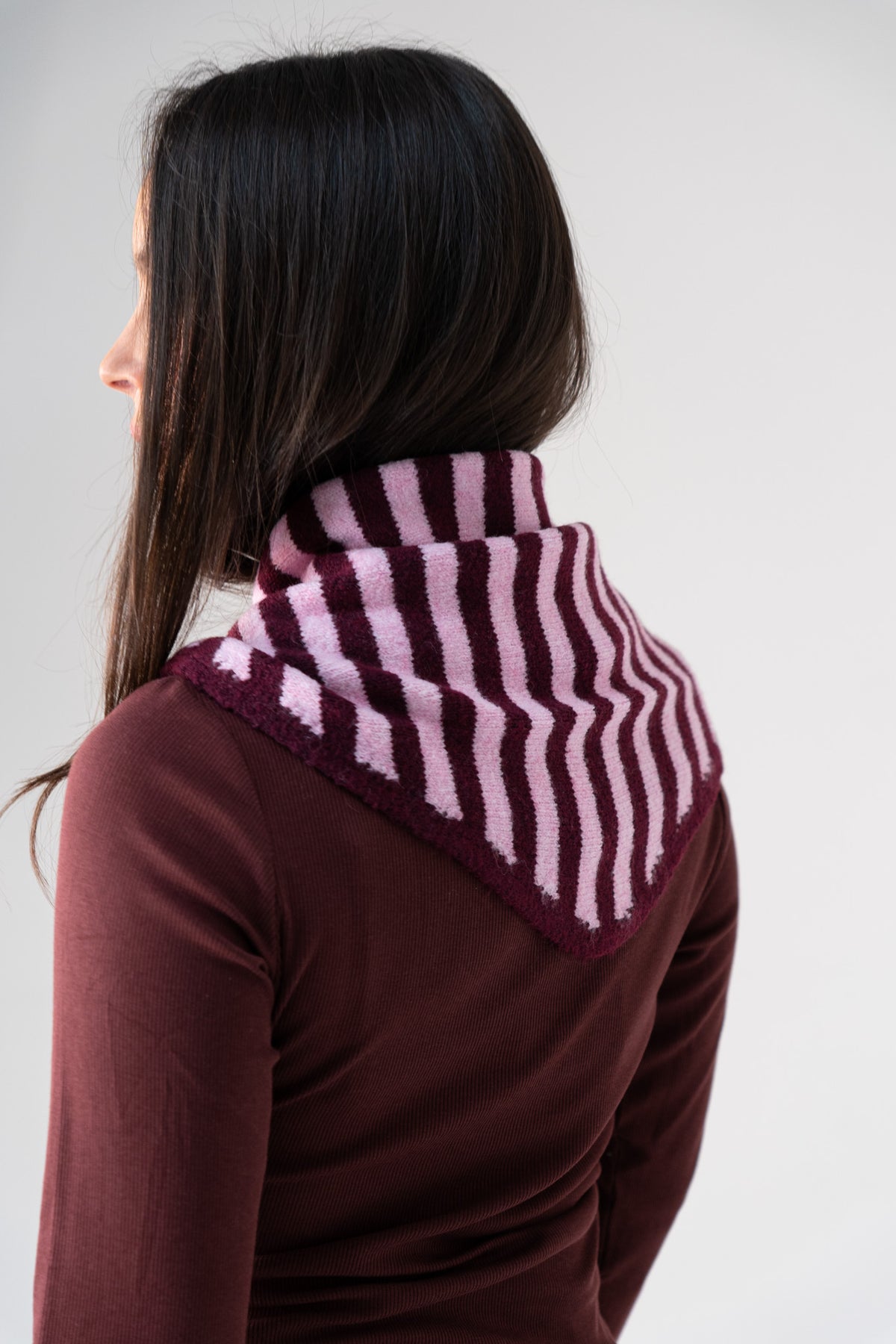 Kendra Stripe Neck Scarf In Pink Mix