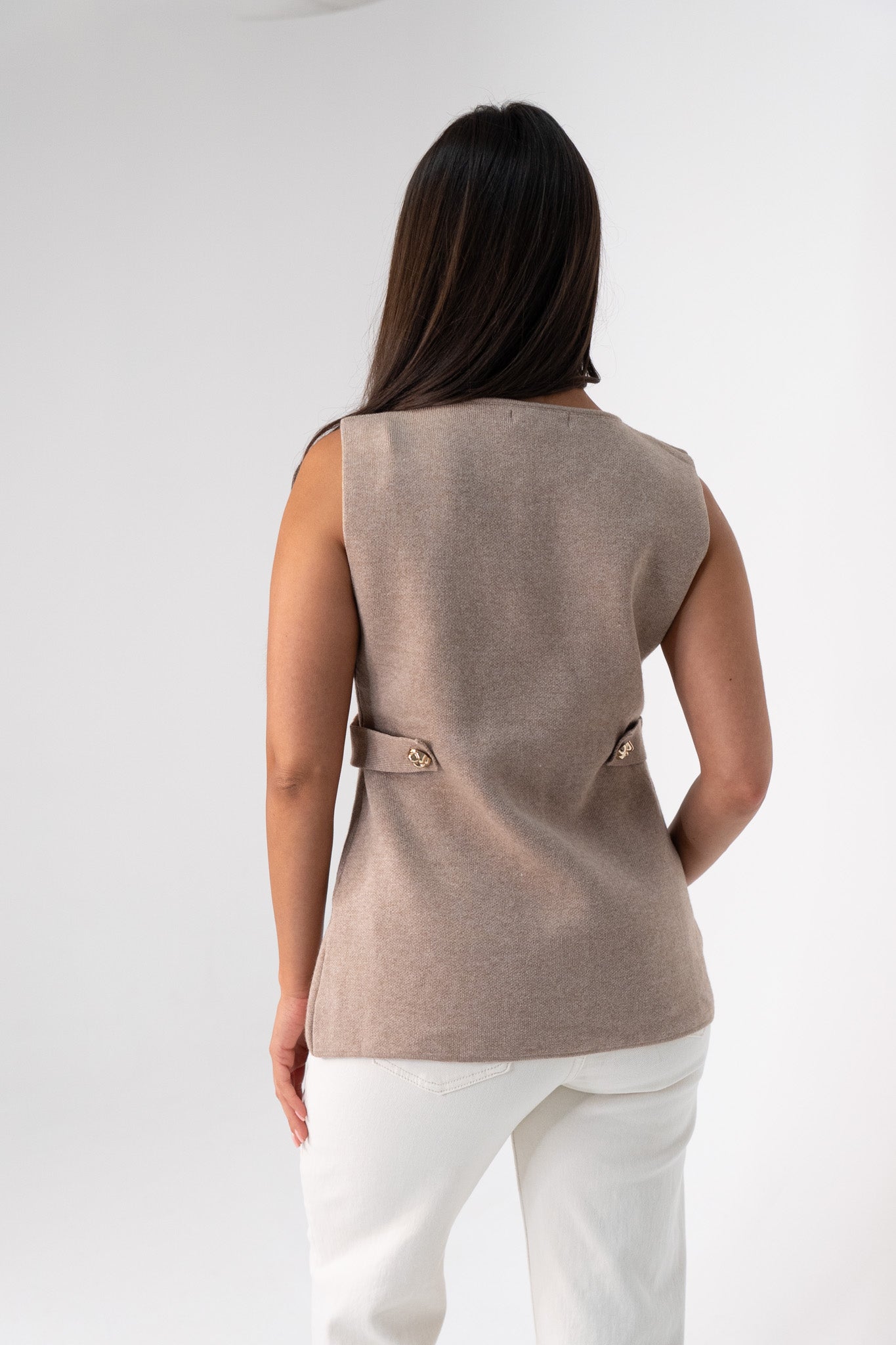 Kendra Button Detail Sleeveless Top In Taupe