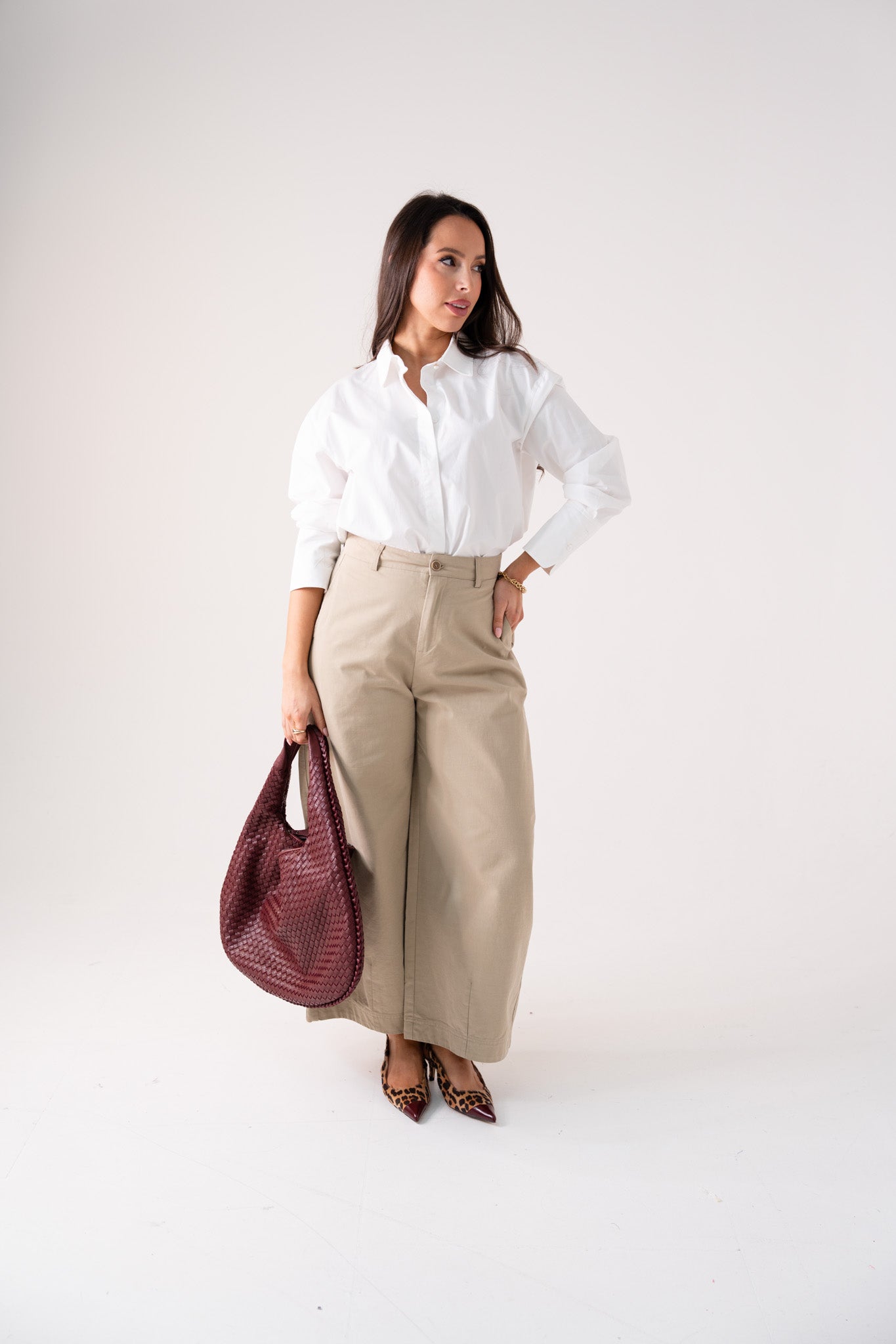 Kiera Barrell Trousers In Taupe