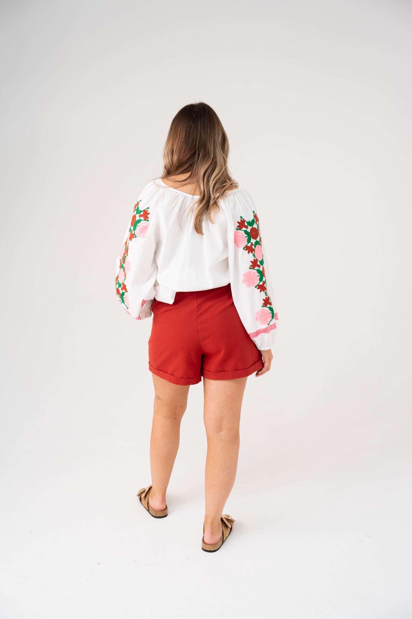 Kiera Belted Shorts In Red