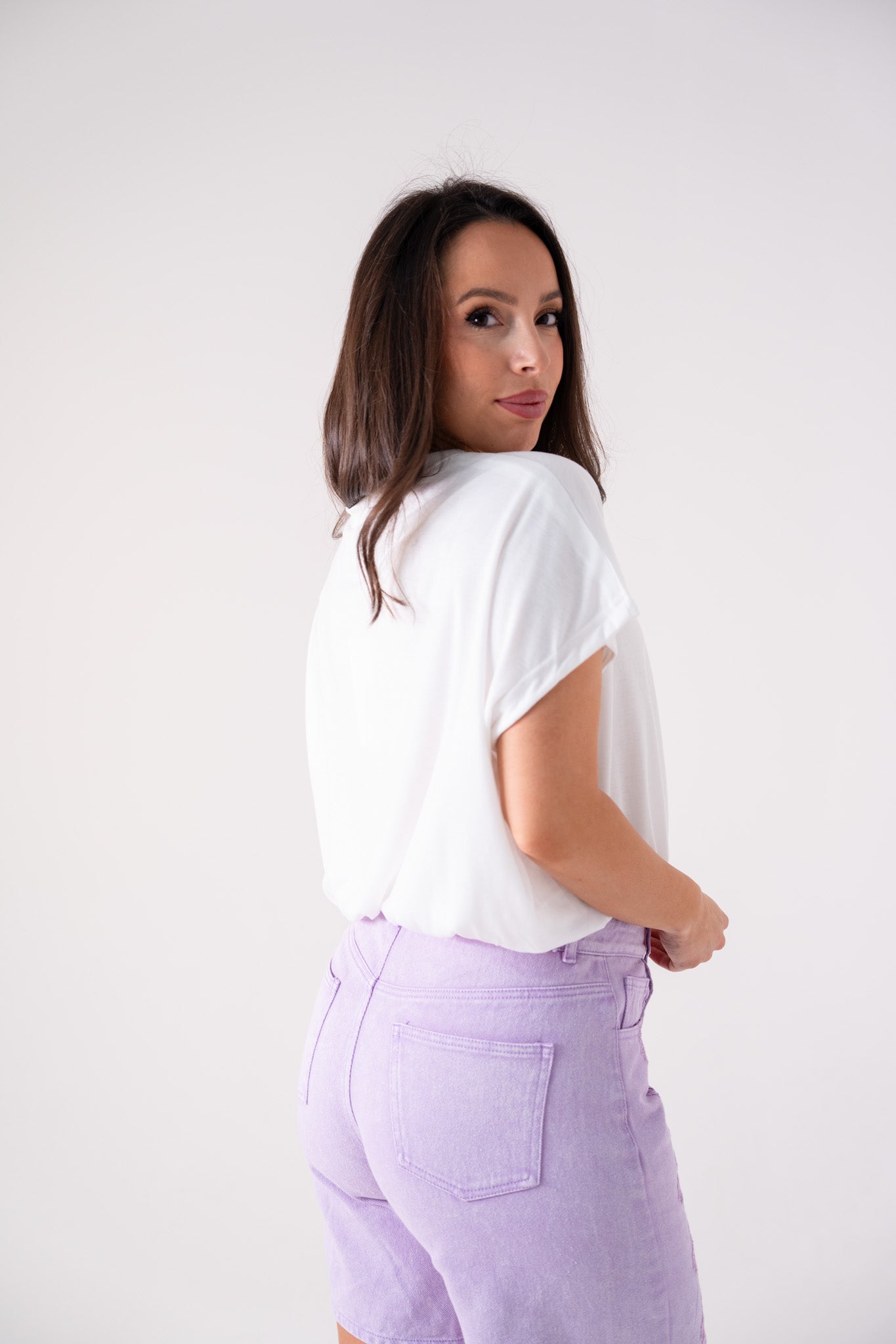 Kiera Bubble Hem T-Shirt In White