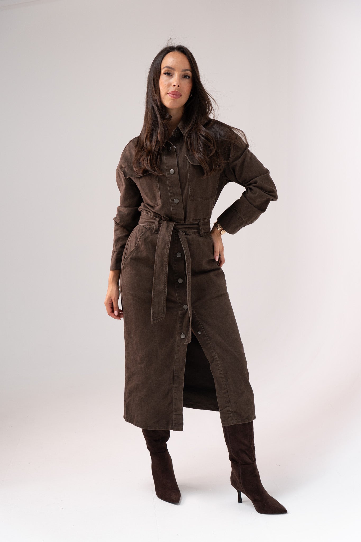 Kiera Denim Midi Dress In Chocolate