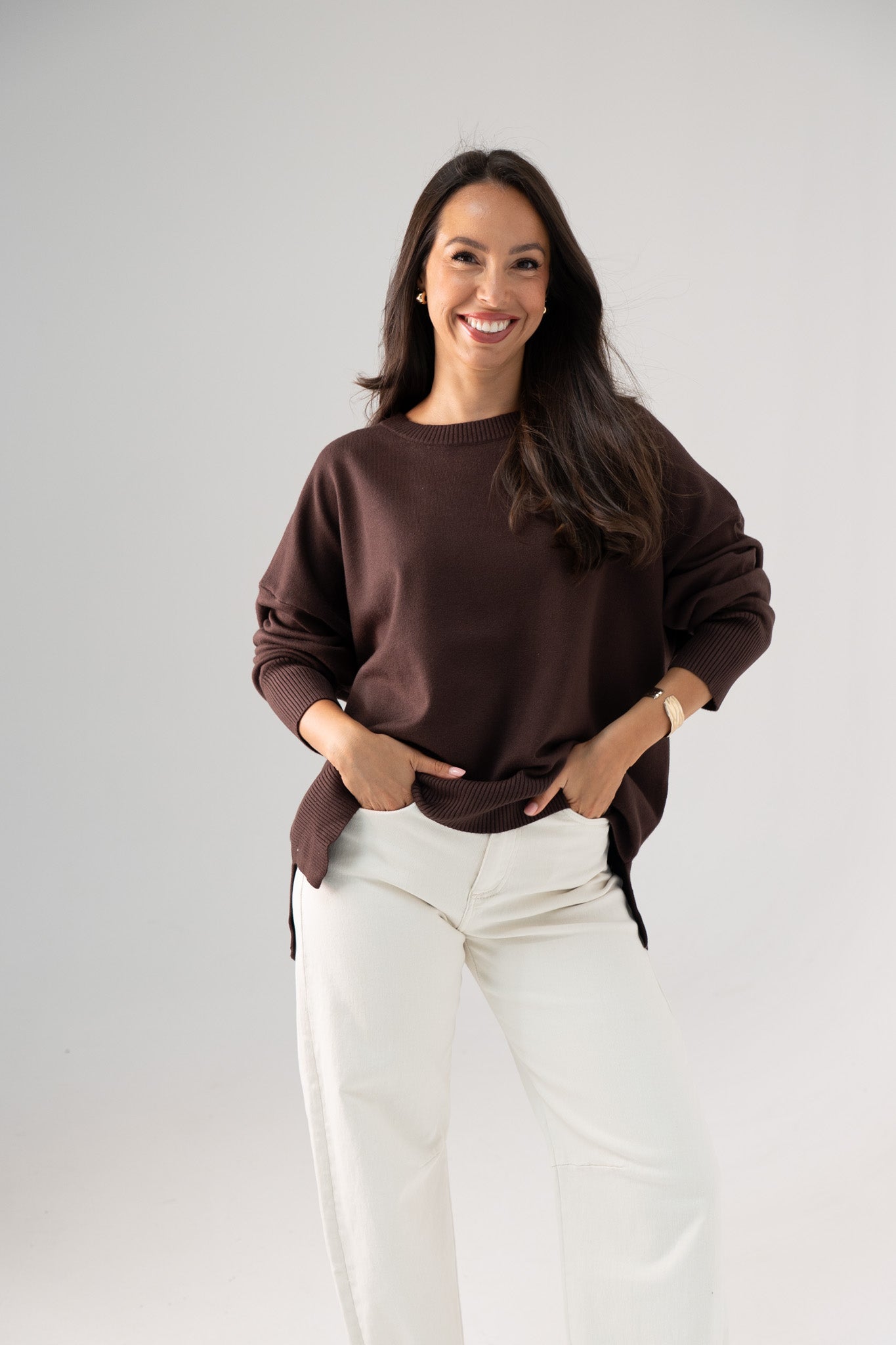 Kiera Round Neck Jumper In Chocolate