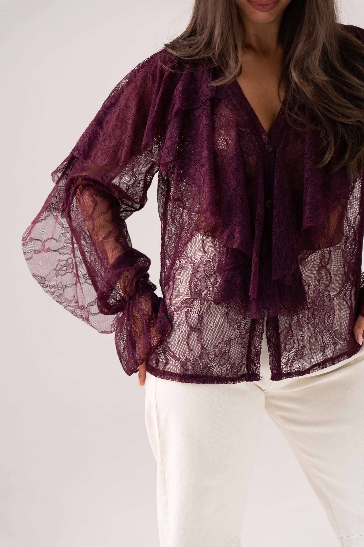 Leah Lace Blouse In Bordeaux