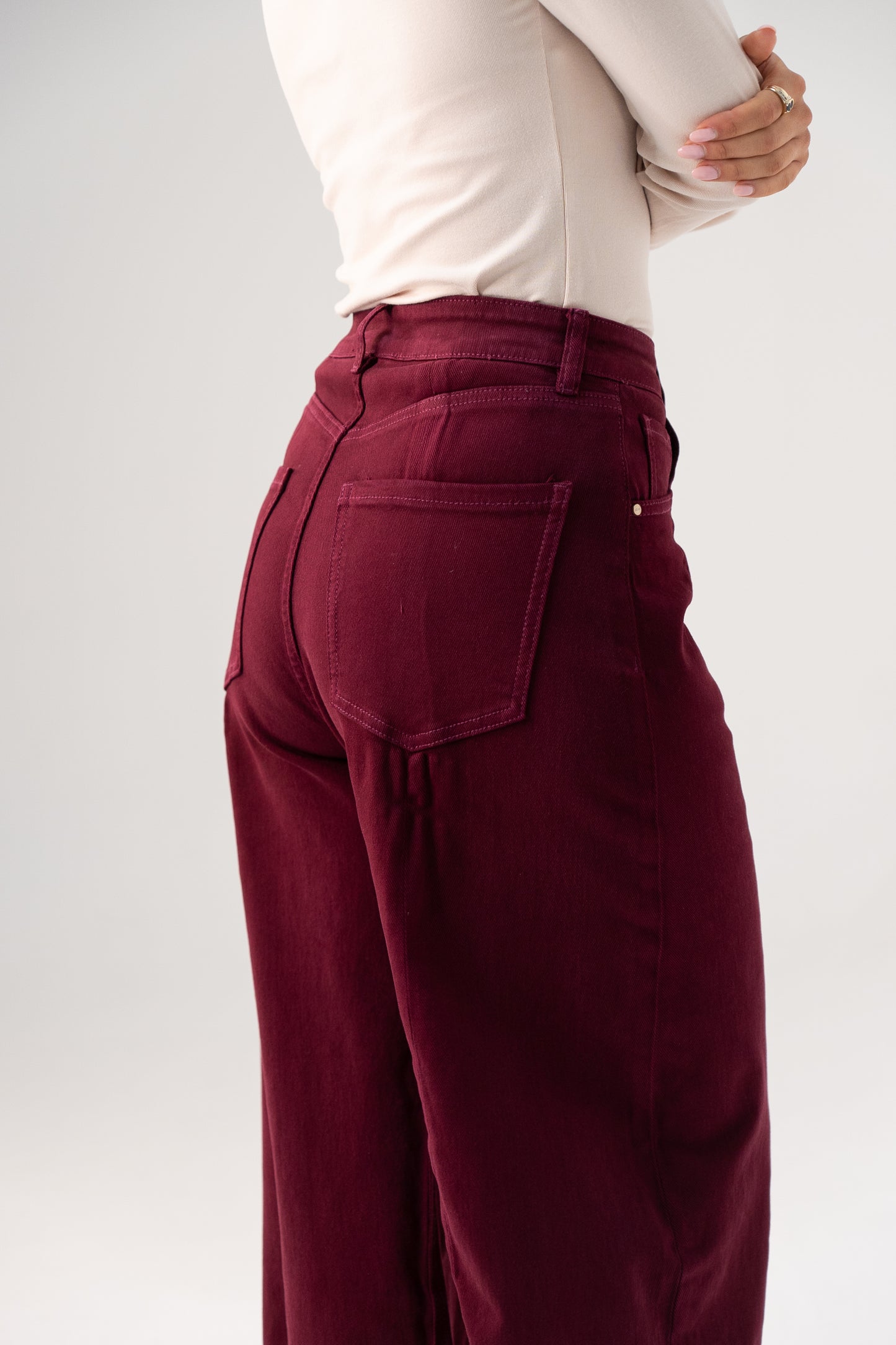 Love Laura Barrell Jeans In Plum