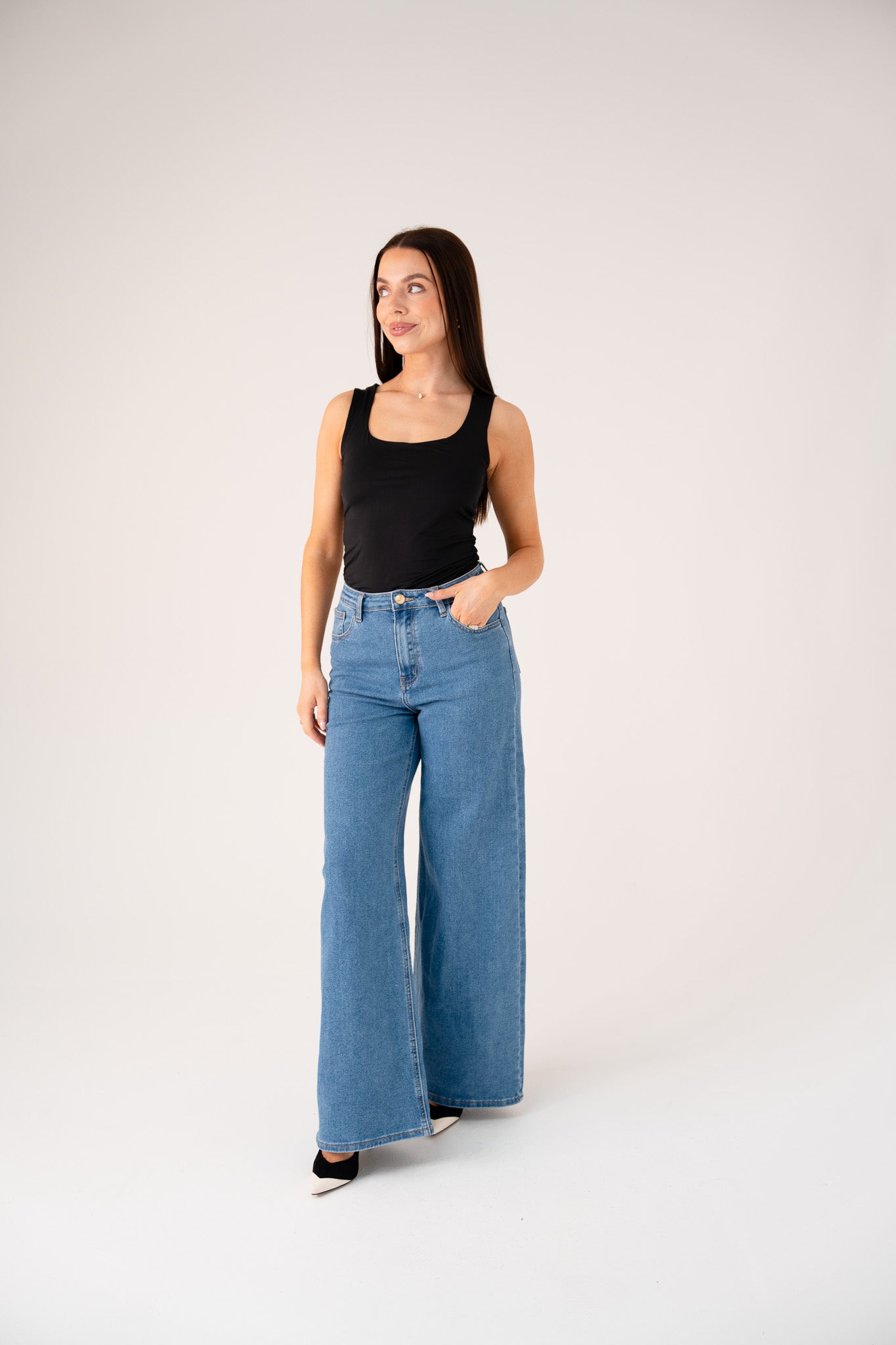 Love Laura Everyday Jeans In Mid Wash