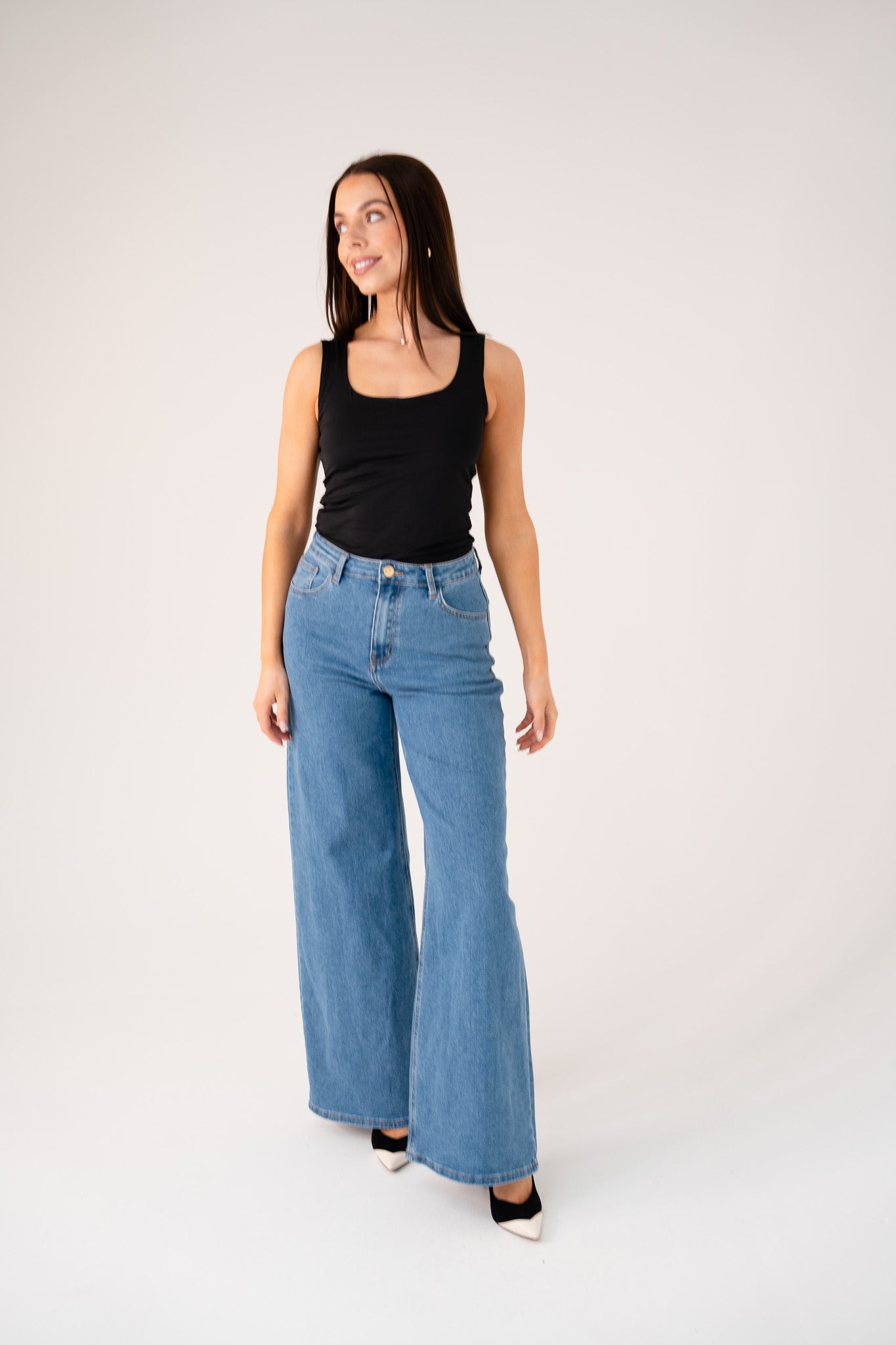 Love Laura Everyday Jeans In Mid Wash