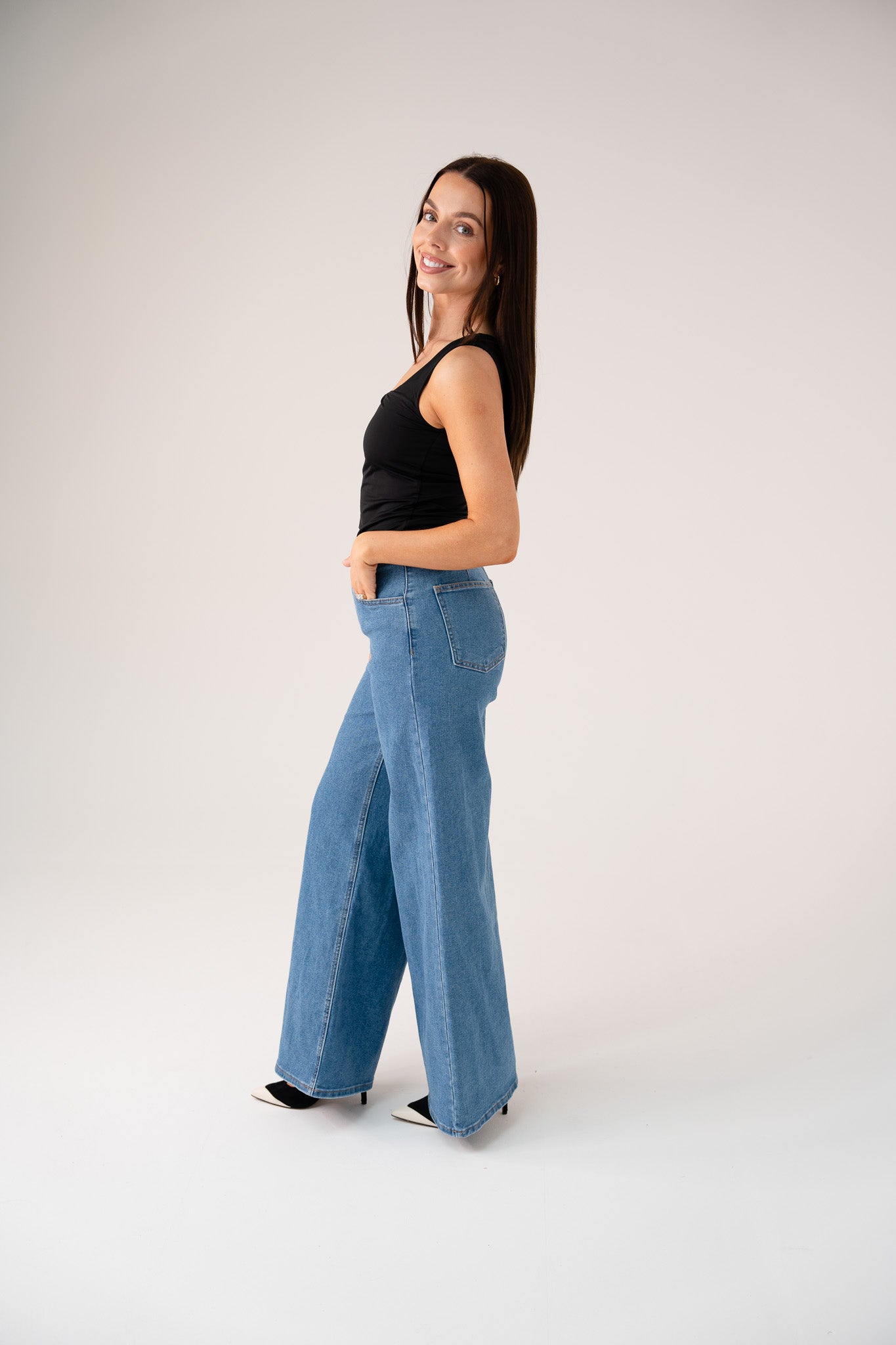 Love Laura Everyday Jeans In Mid Wash