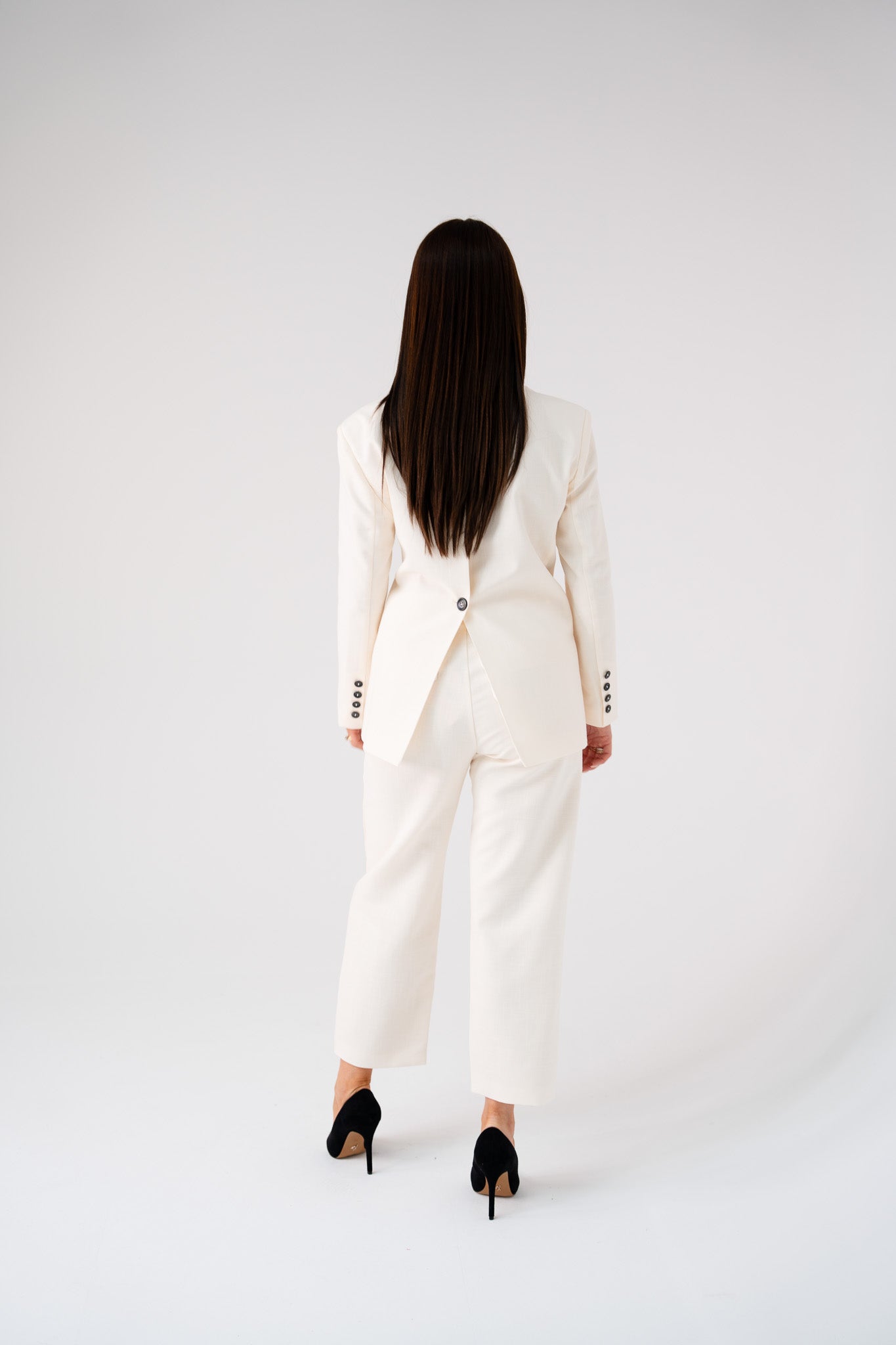Love Laura Linen Blazer In Cream