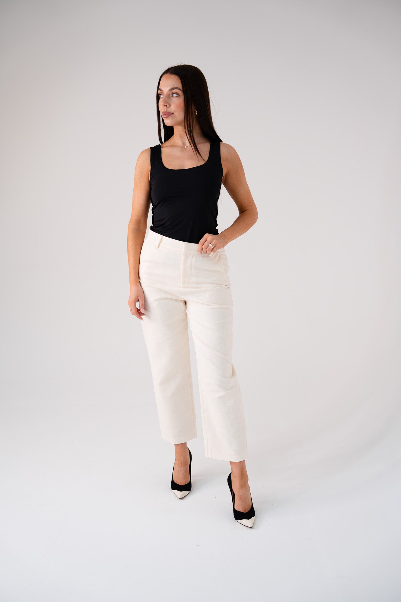 Love Laura Linen Trousers In Cream