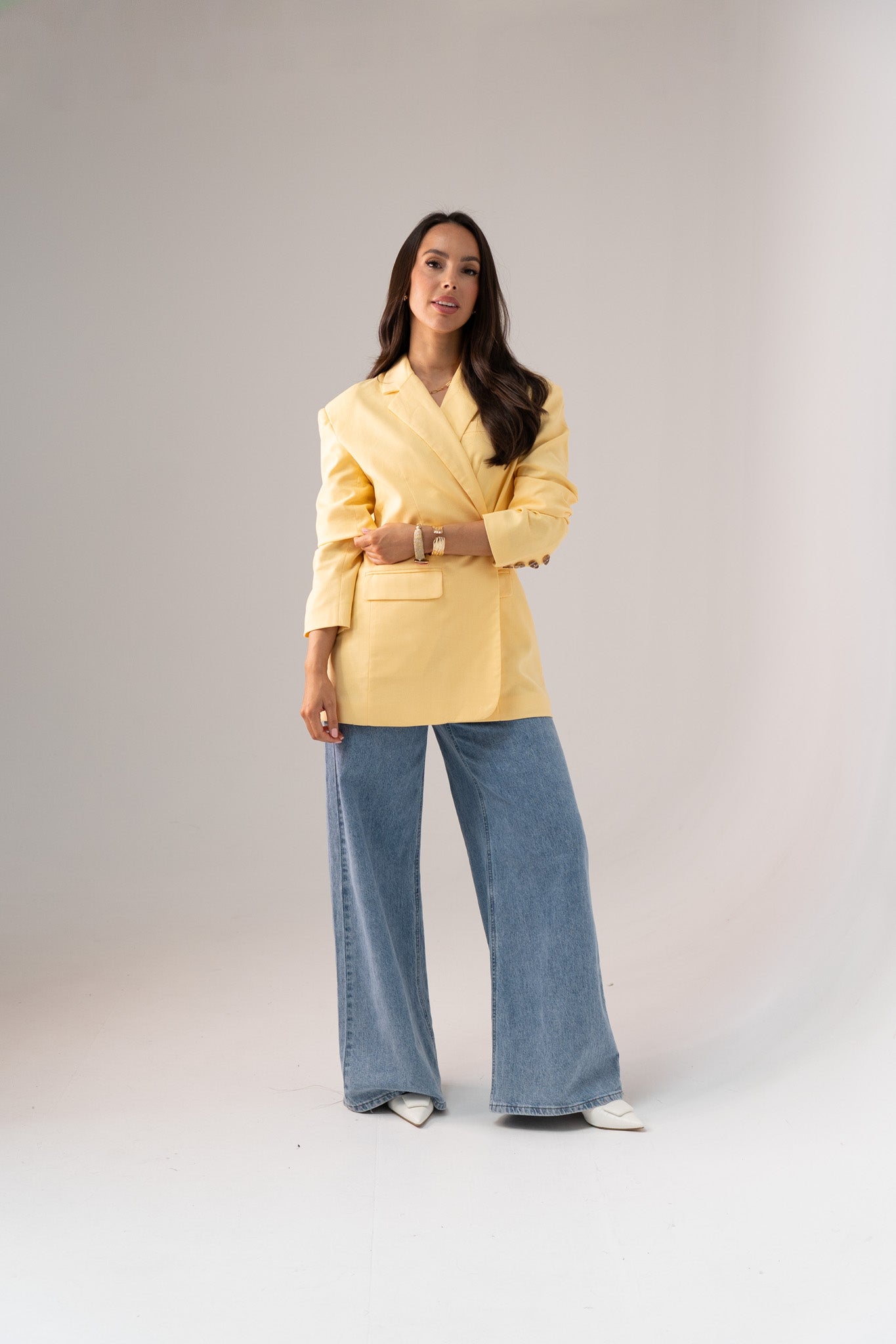 Love Laura Linen Blazer In Lemon