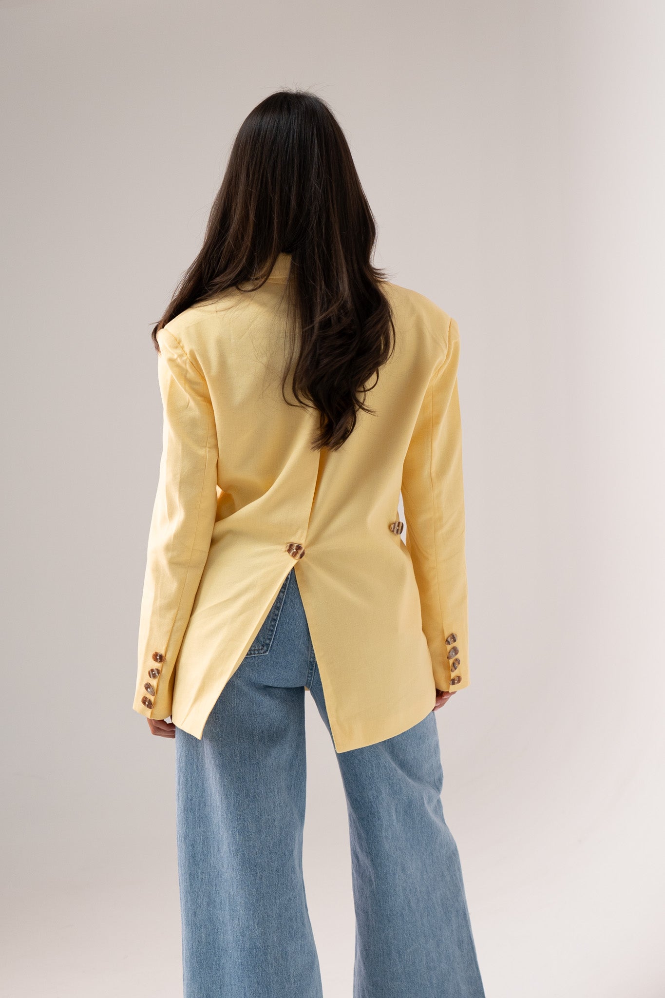 Love Laura Linen Blazer In Lemon