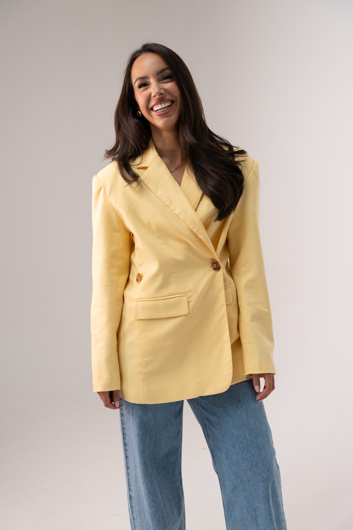 Love Laura Linen Blazer In Lemon