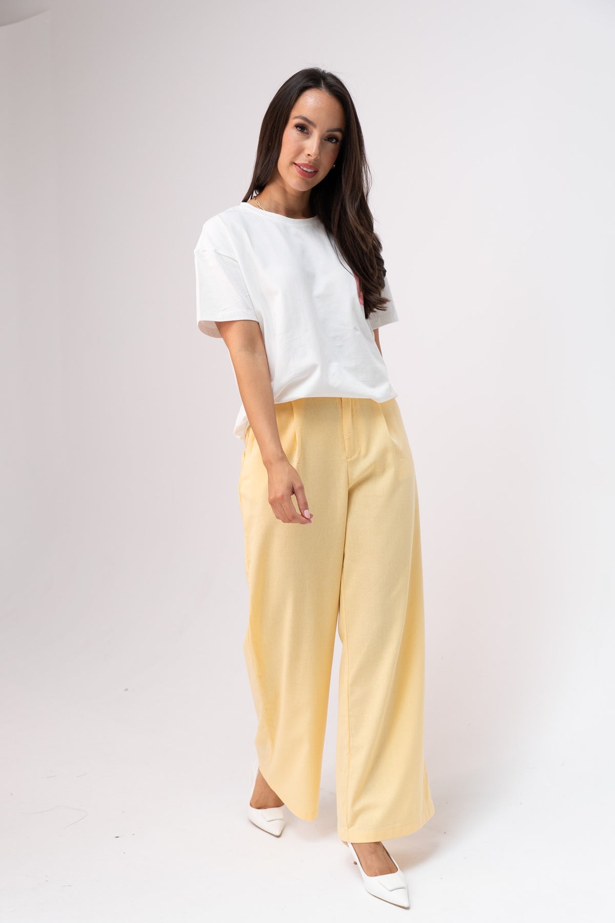 Love Laura Linen Trousers In Lemon
