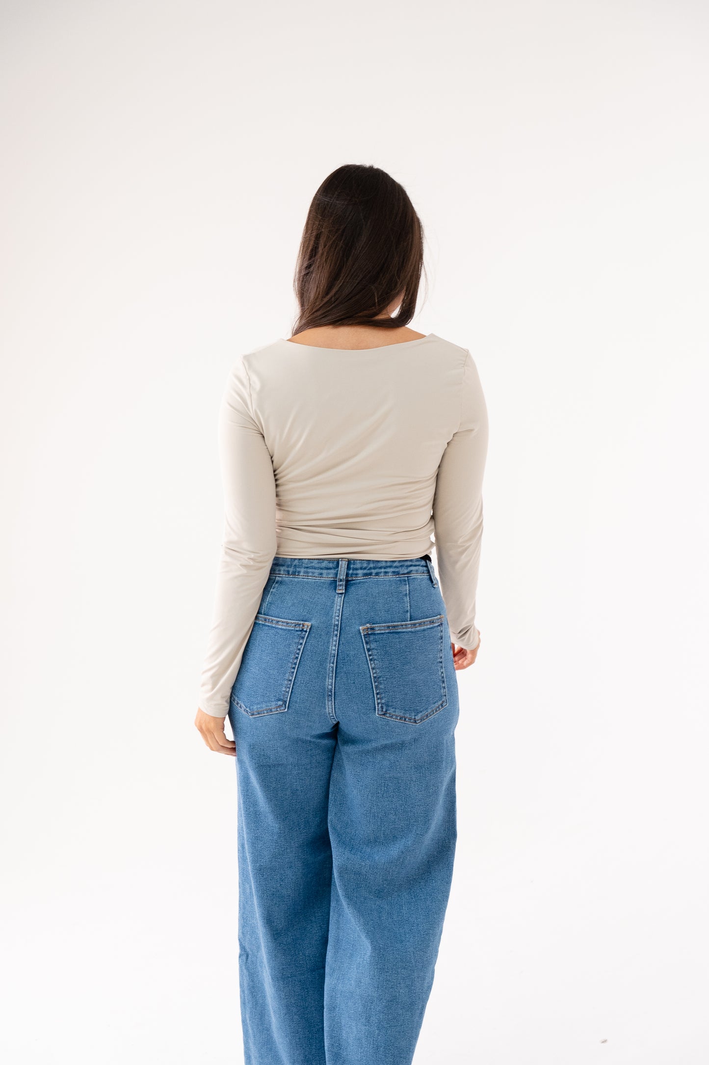 Love Laura Scoop Neck Top In Stone